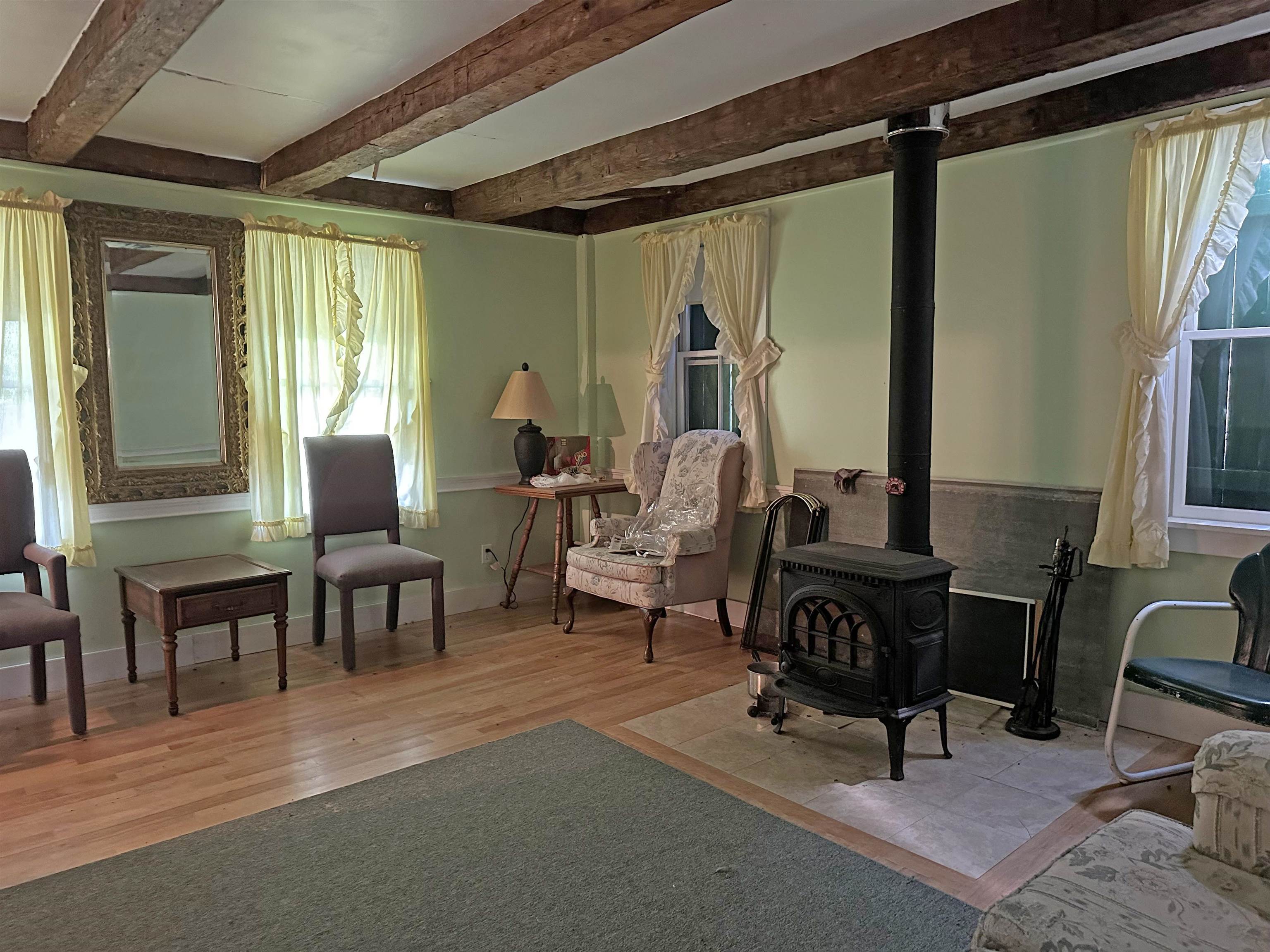 main property photo 9