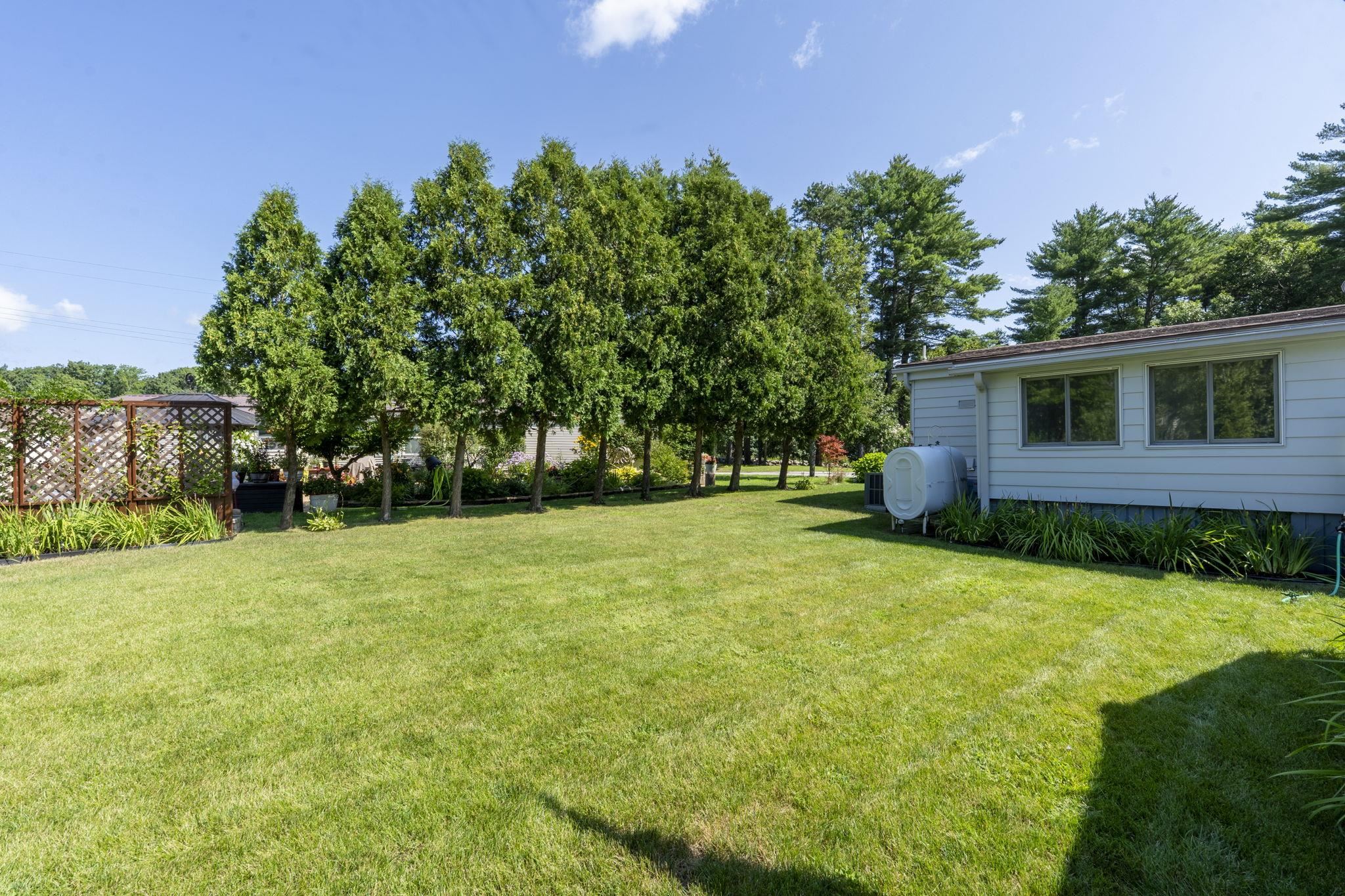 main property photo 44
