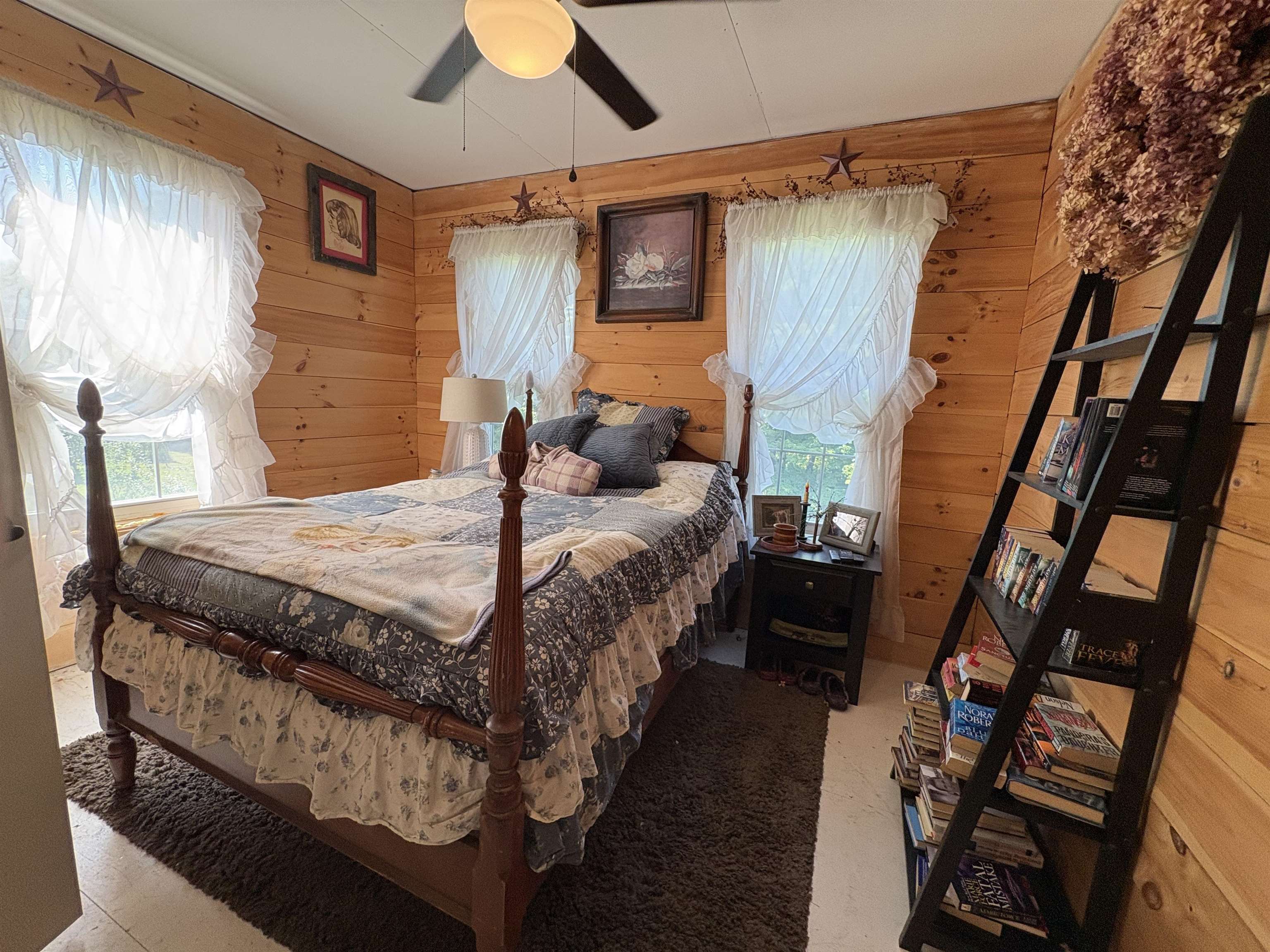 main property photo 27