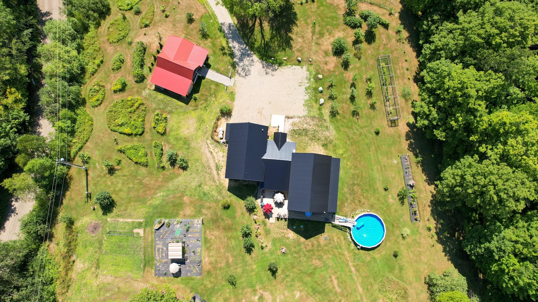 main property photo 48