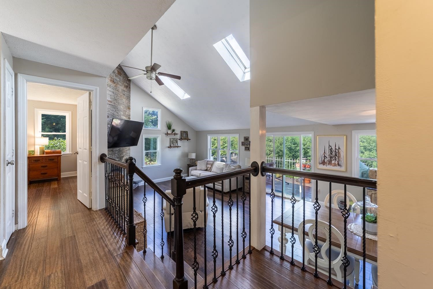 property viewer photo 14