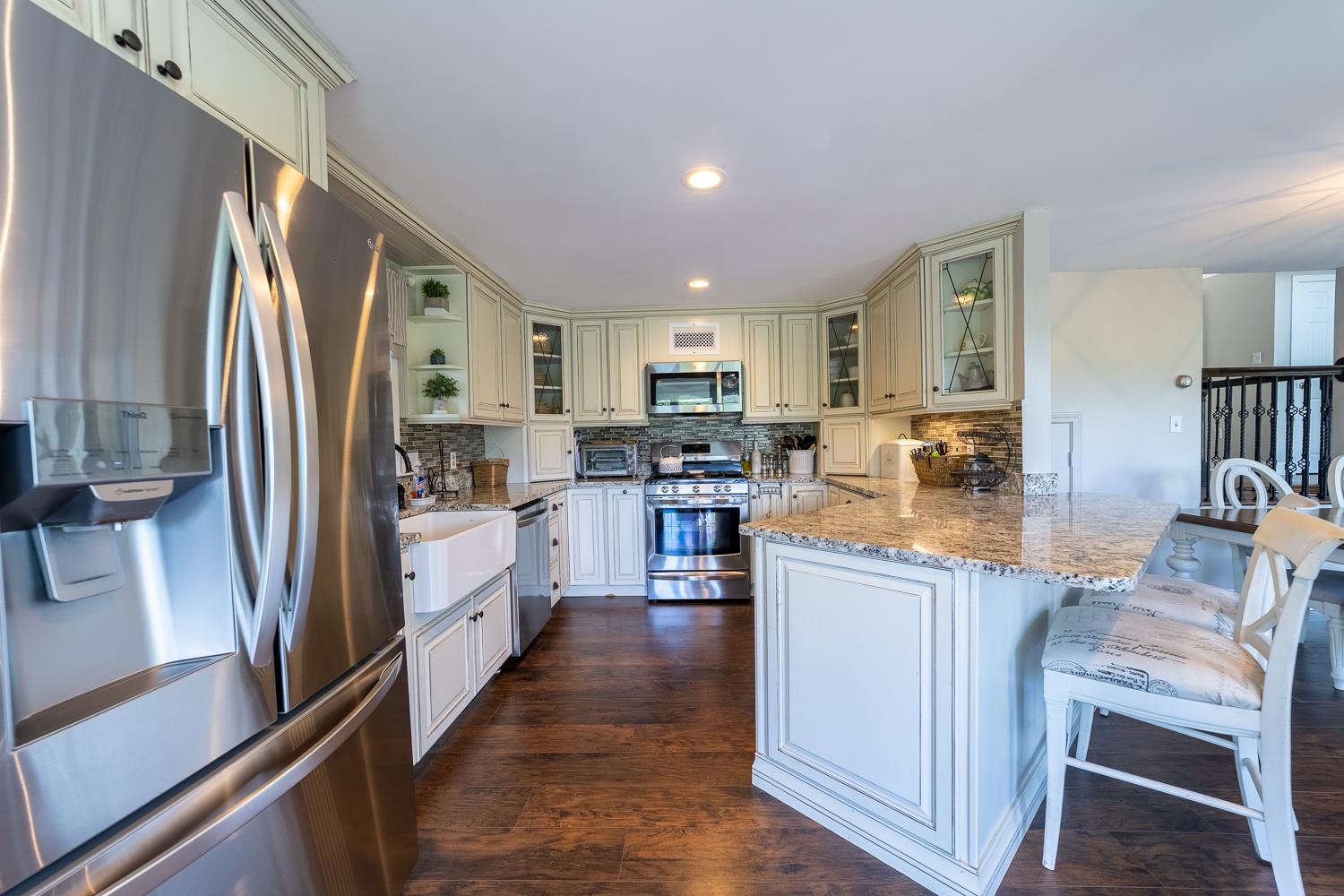 property viewer photo 18