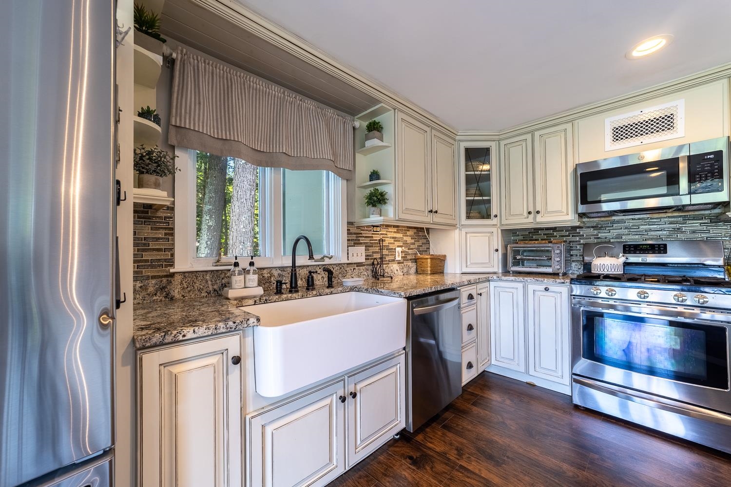 property viewer photo 28