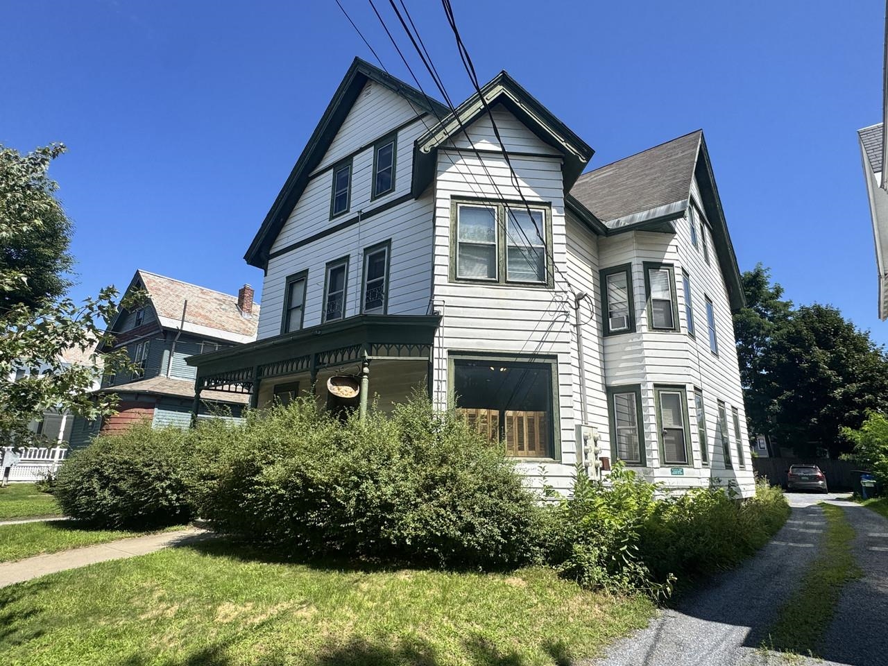 main property photo 34