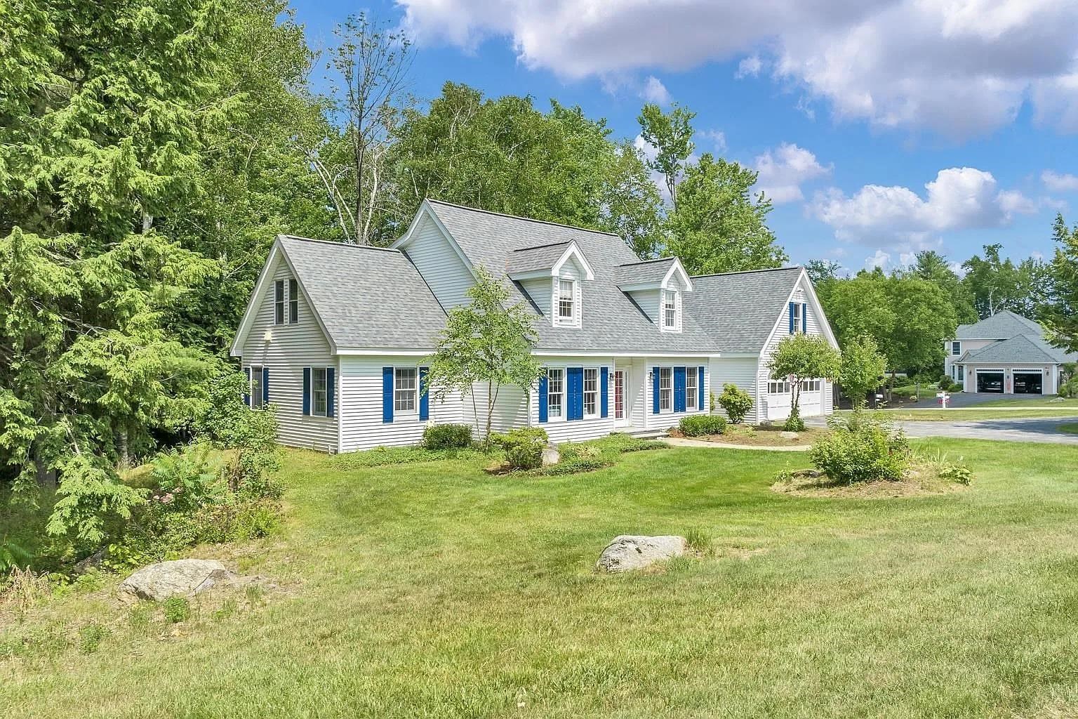 main property photo 24
