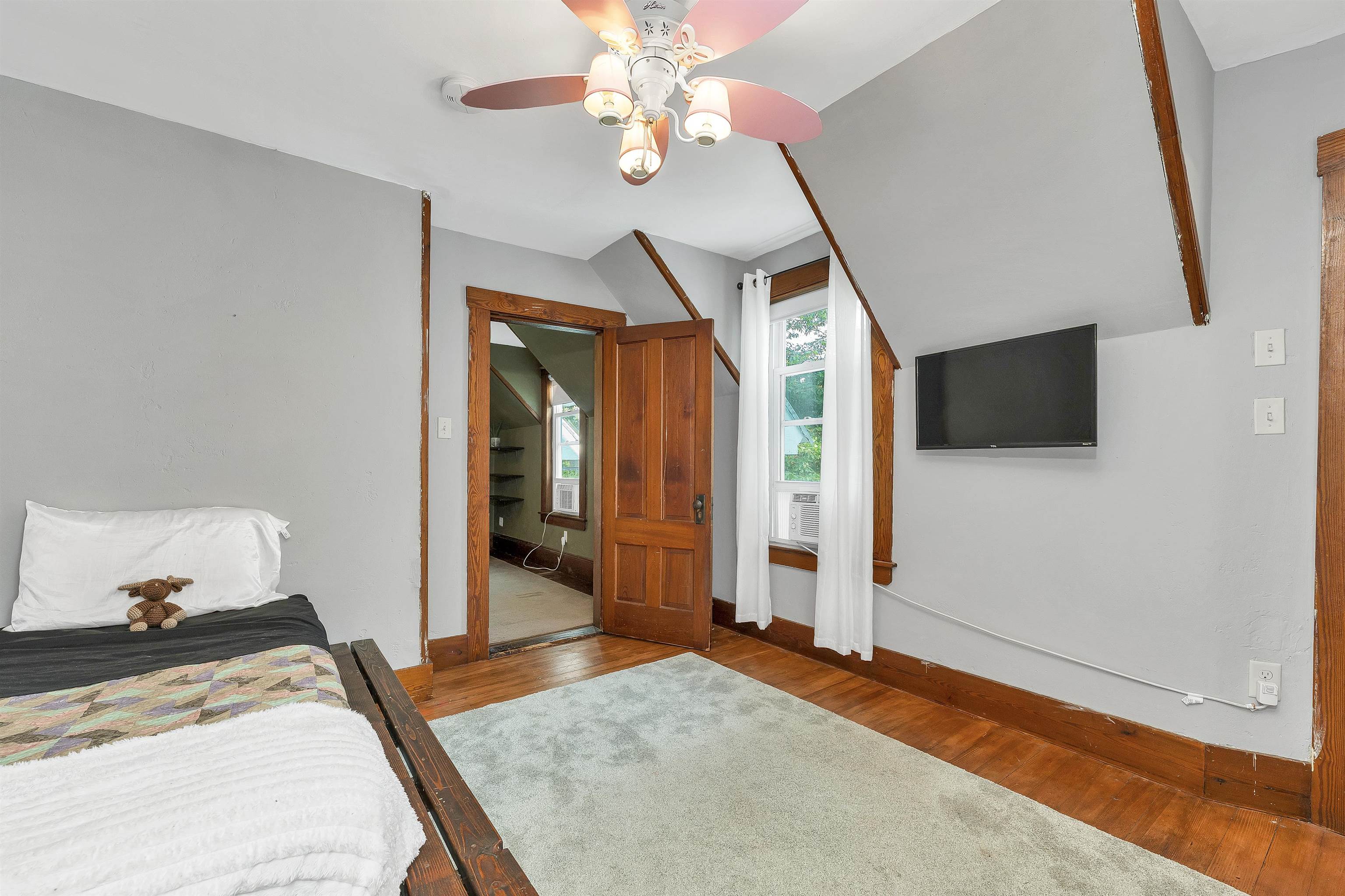 main property photo 42