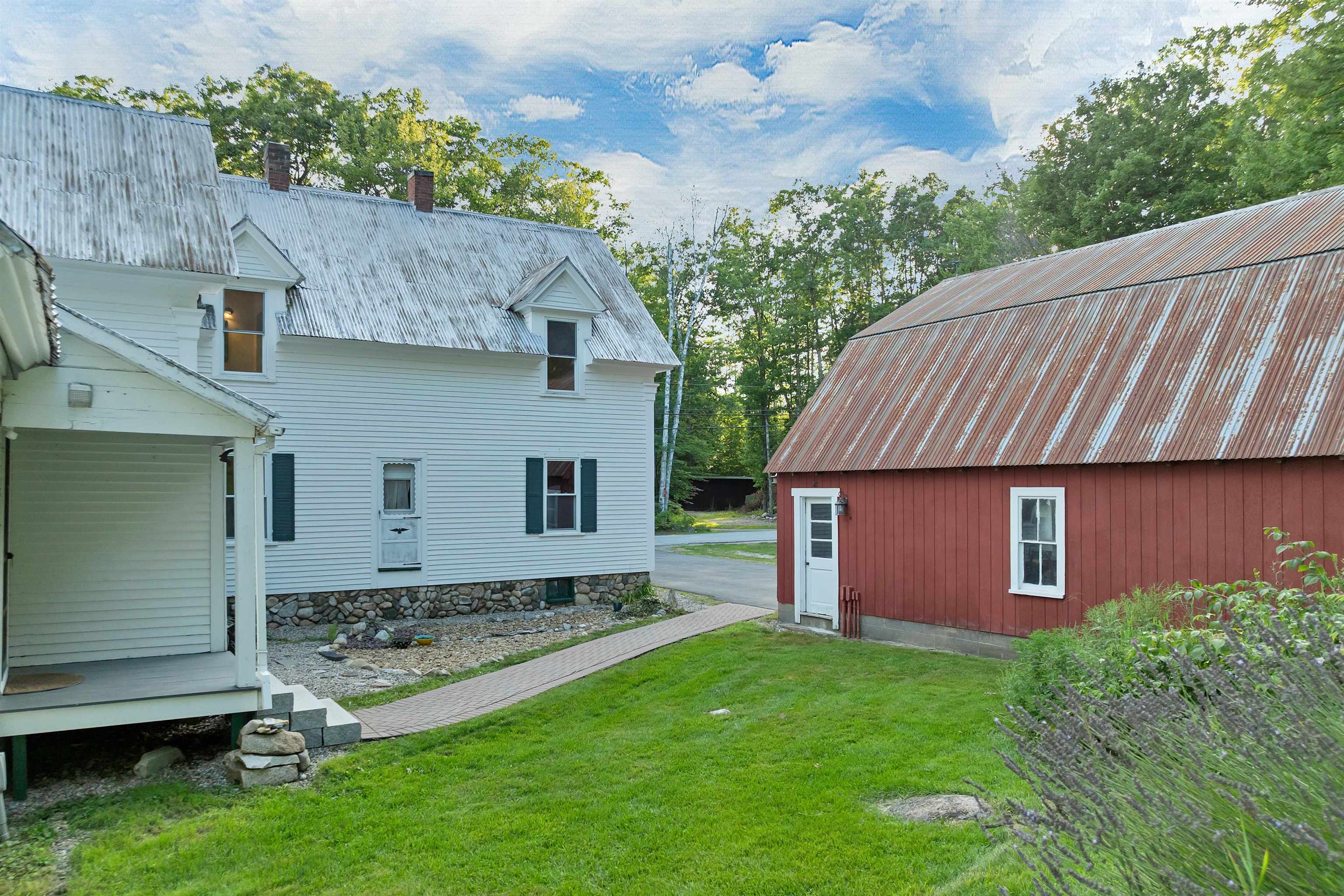 main property photo 5