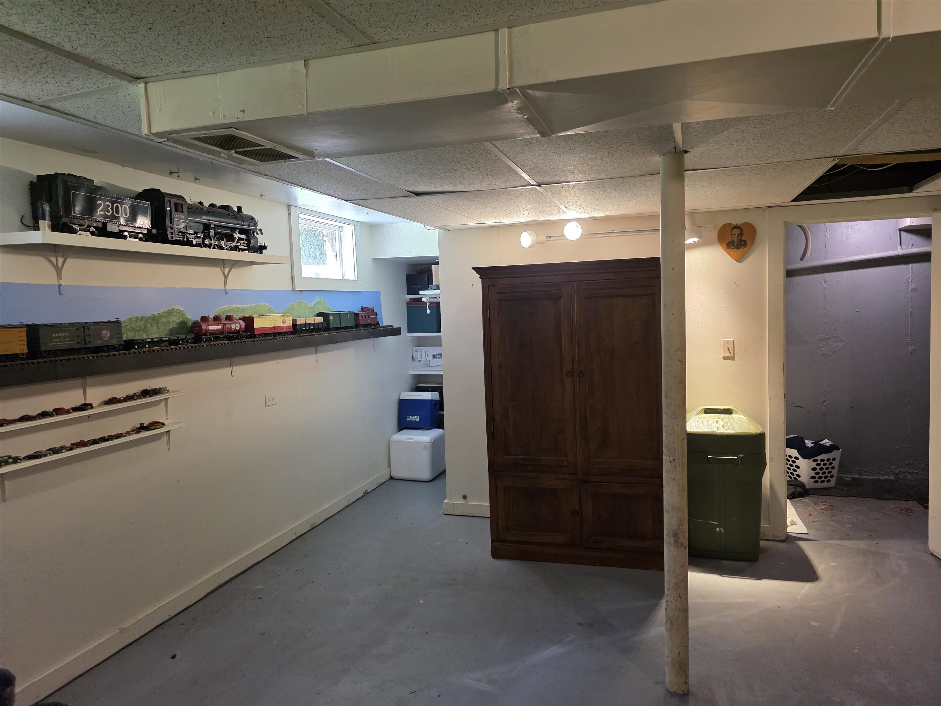 main property photo 49