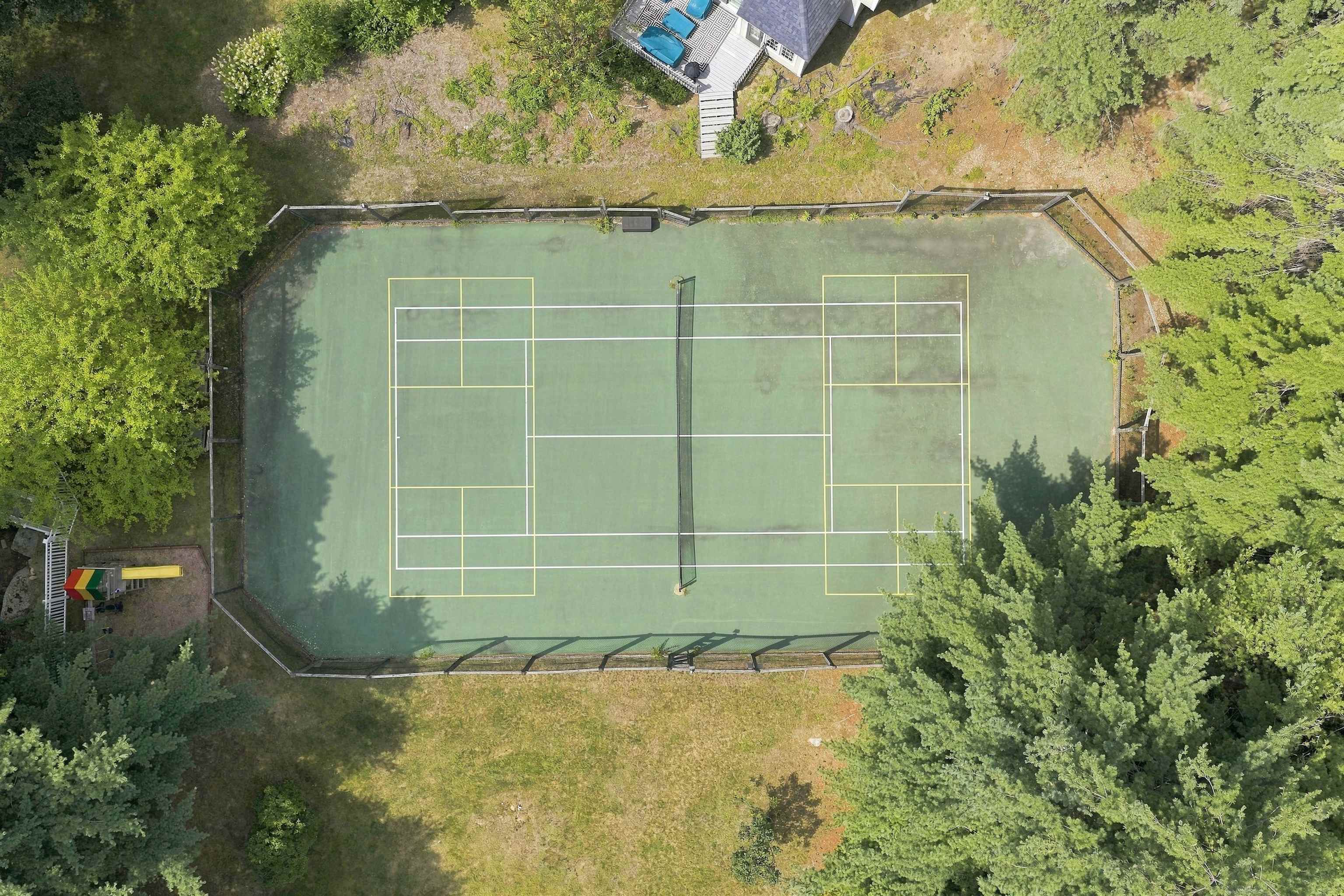 main property photo 40