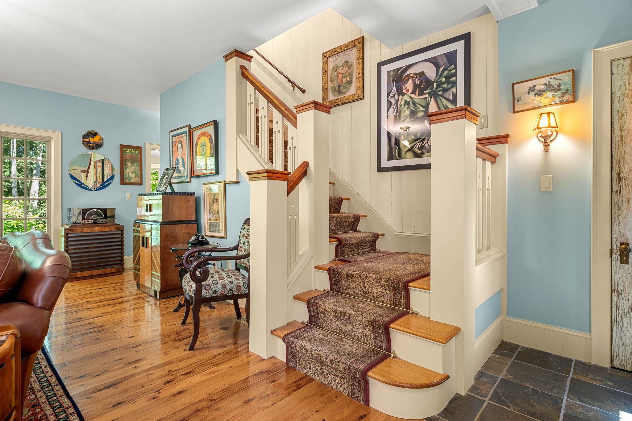 main property photo 30