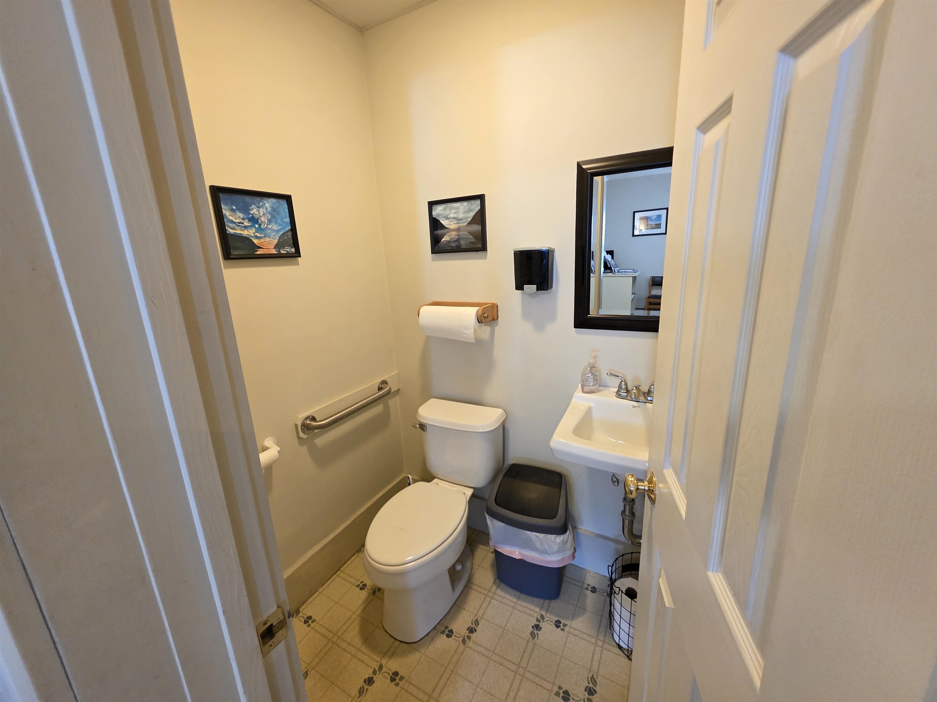 main property photo 20