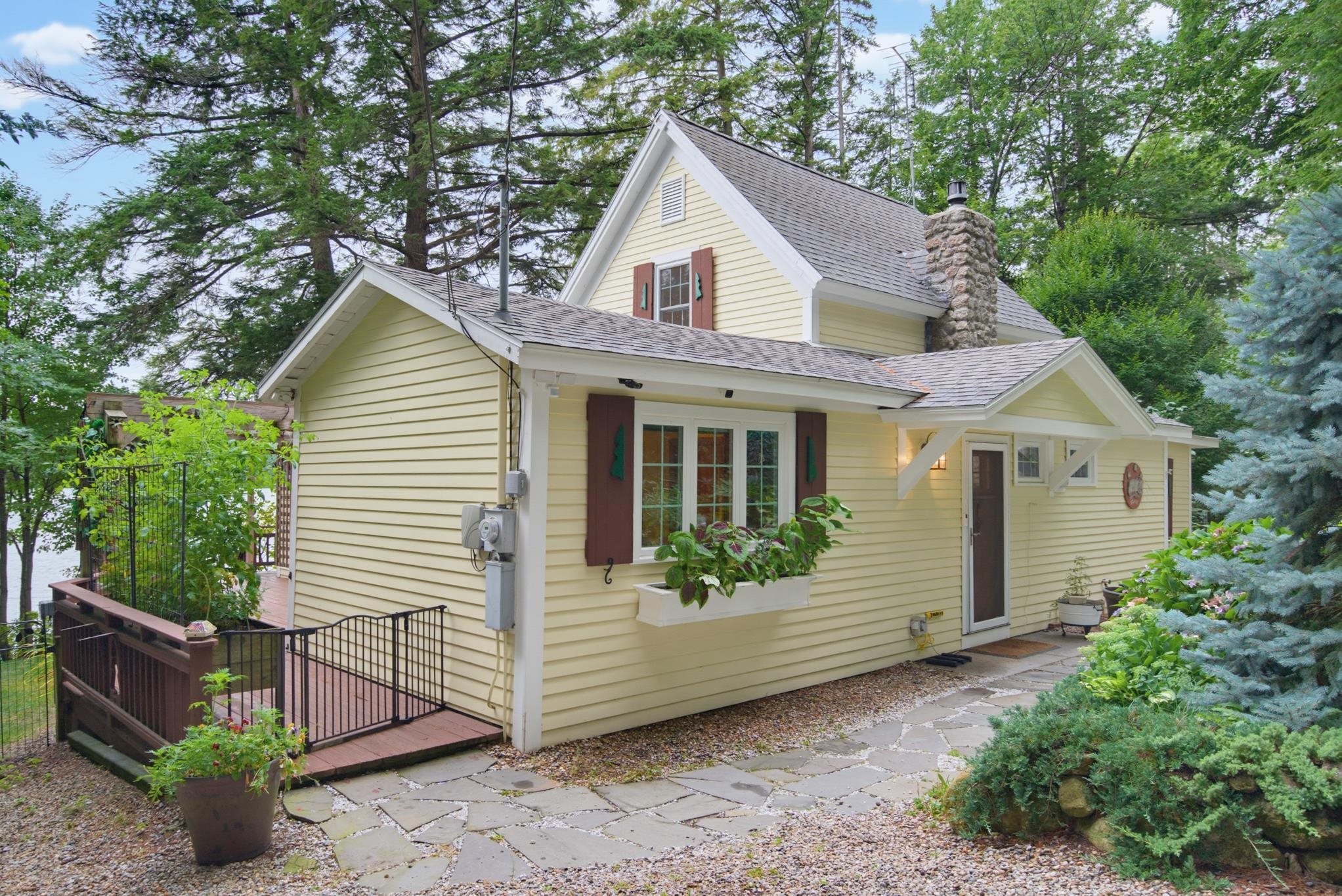 main property photo 33