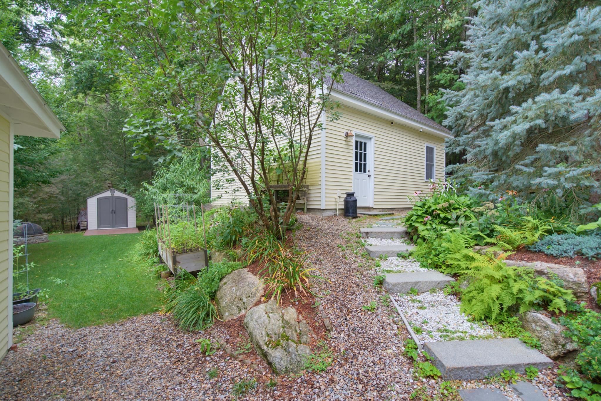 main property photo 41