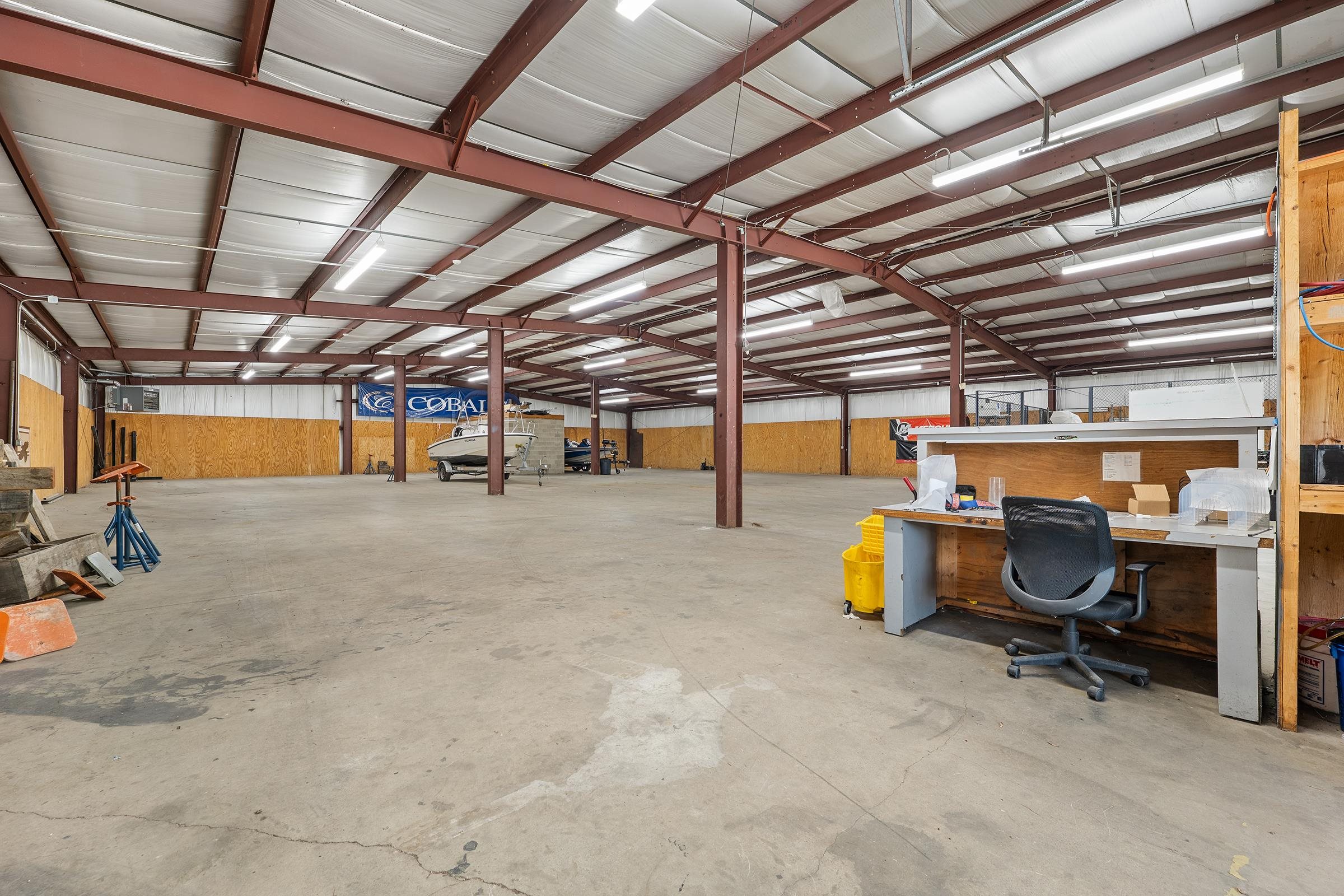 main property photo 32