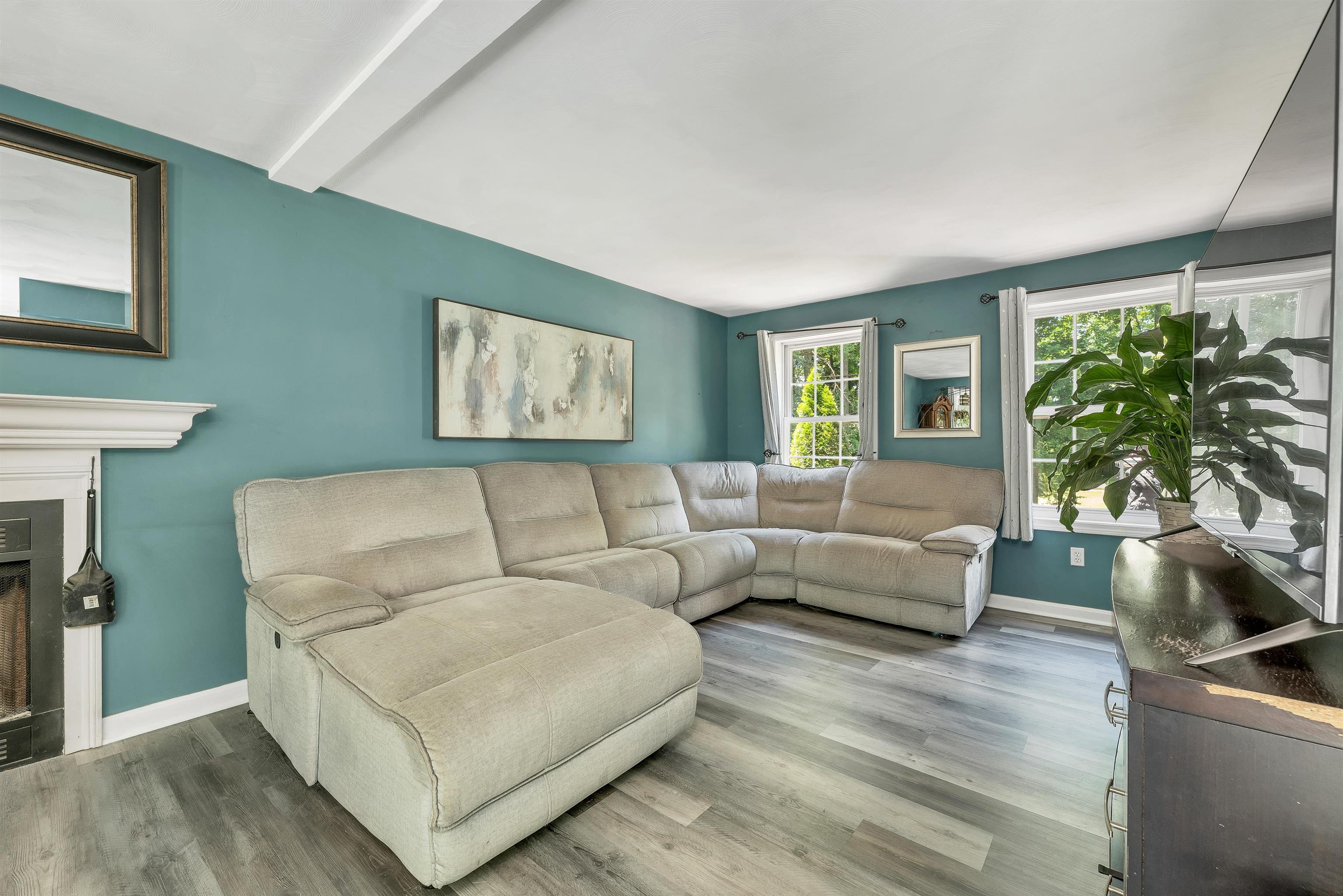 main property photo 15