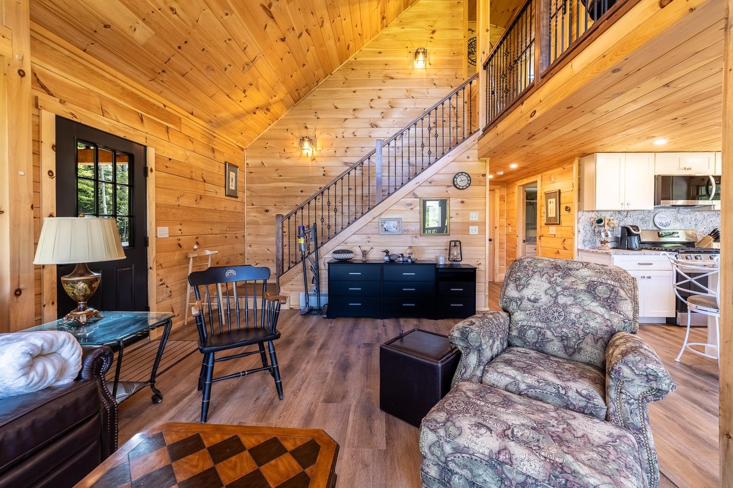 main property photo 11