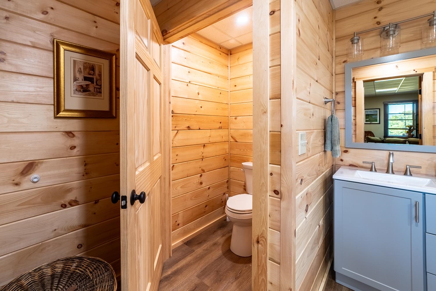 main property photo 44