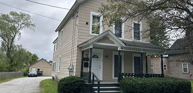 image of property with 6 Bed | 2 Bath | 2,060 Sqft