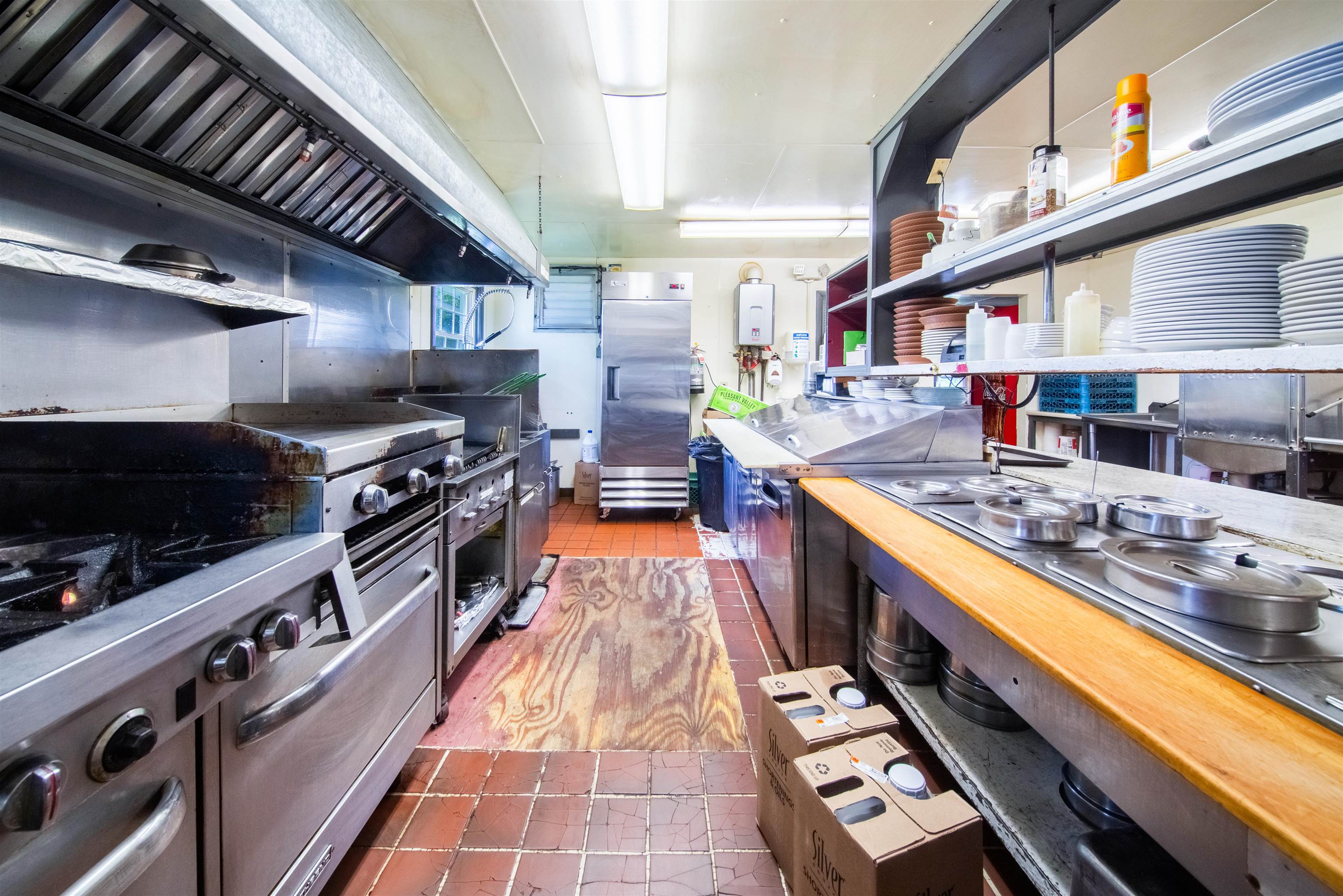 main property photo 4