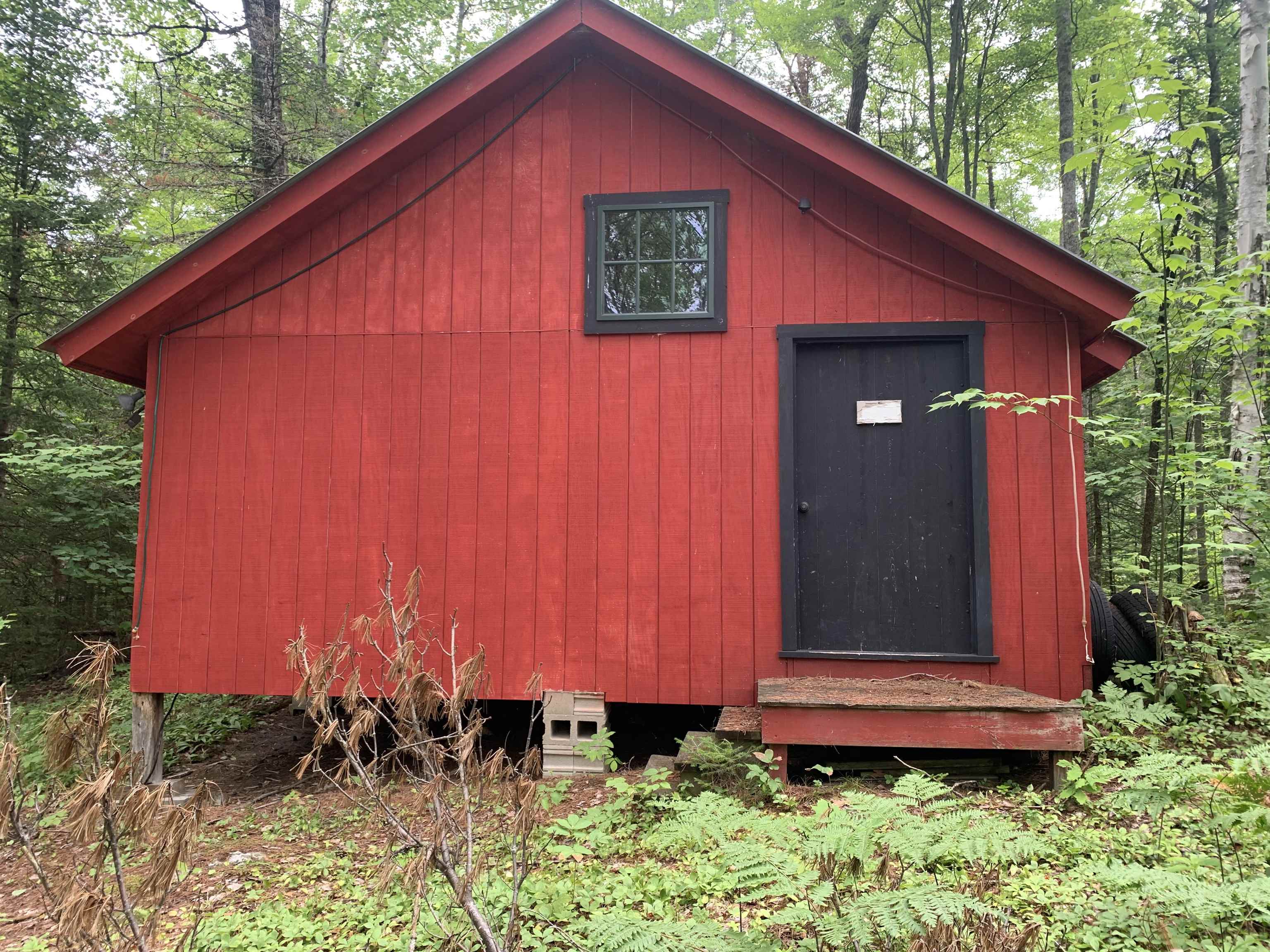 main property photo 10