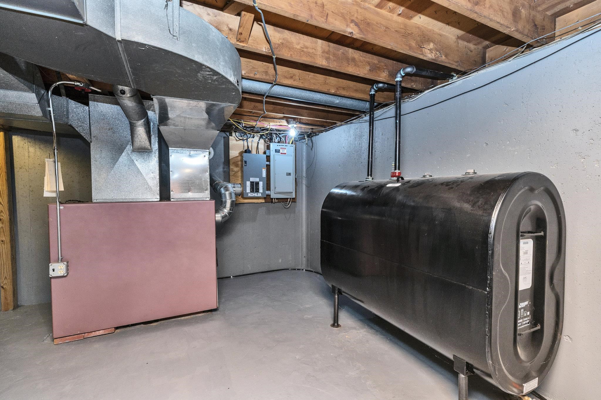 main property photo 38
