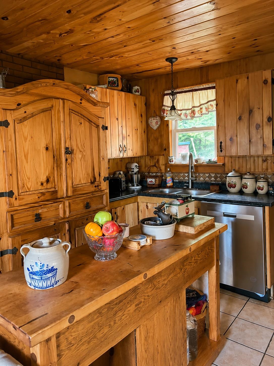 main property photo 9
