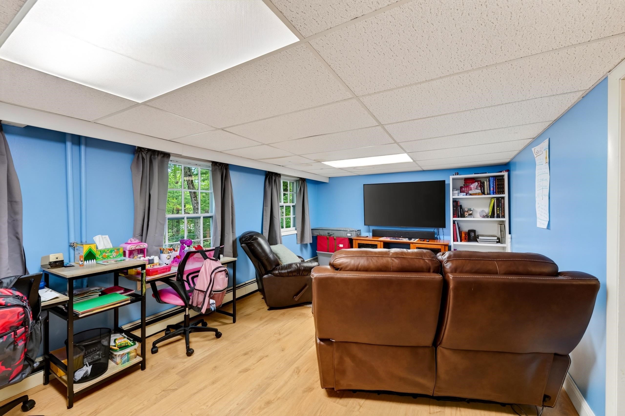 main property photo 23