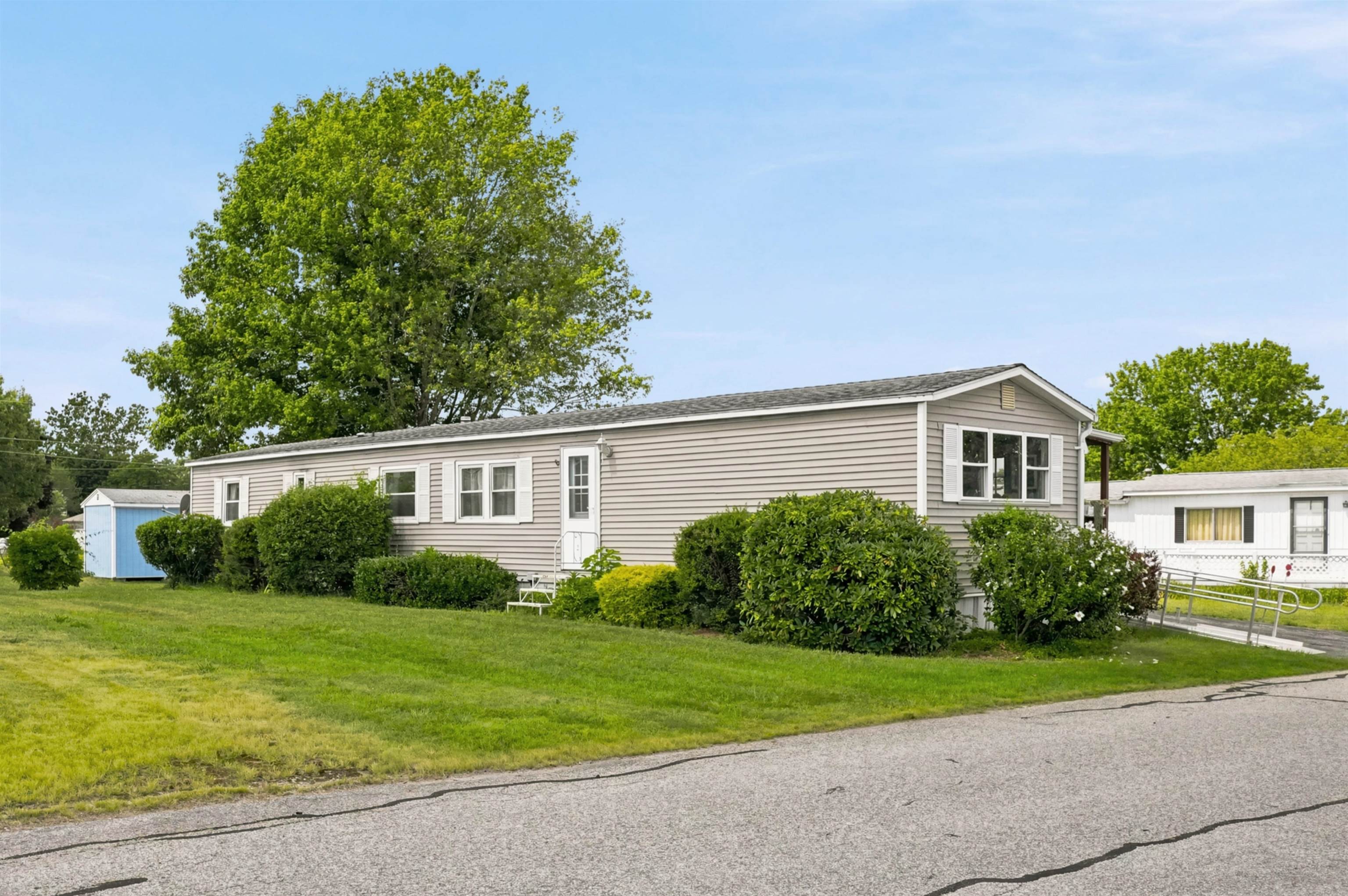 main property photo 21