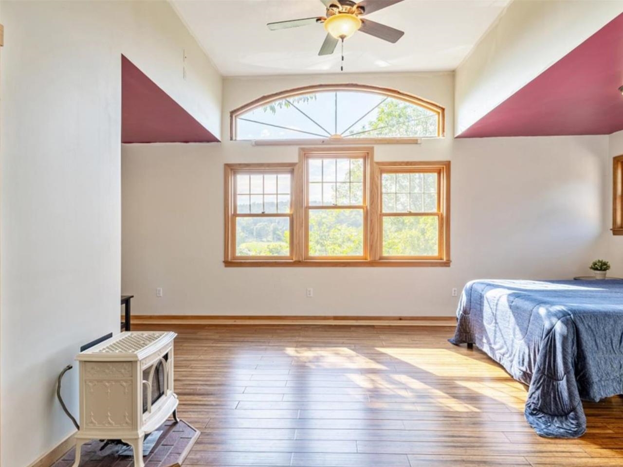 main property photo 35