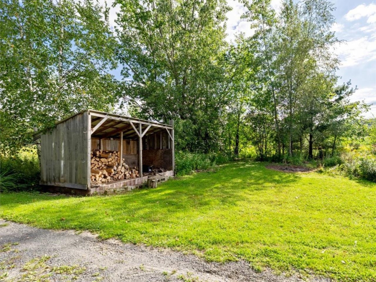 main property photo 49
