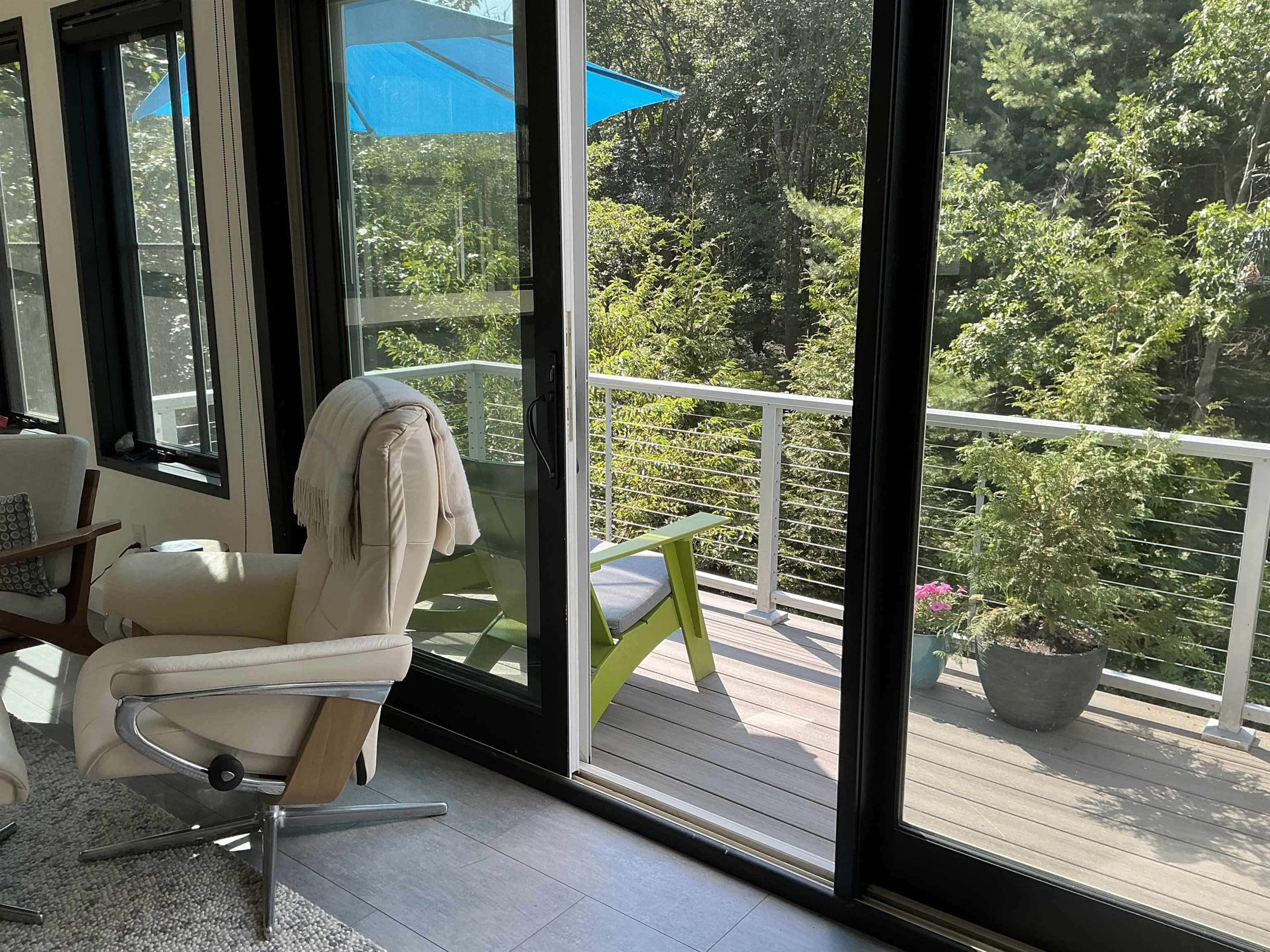 property viewer photo 6