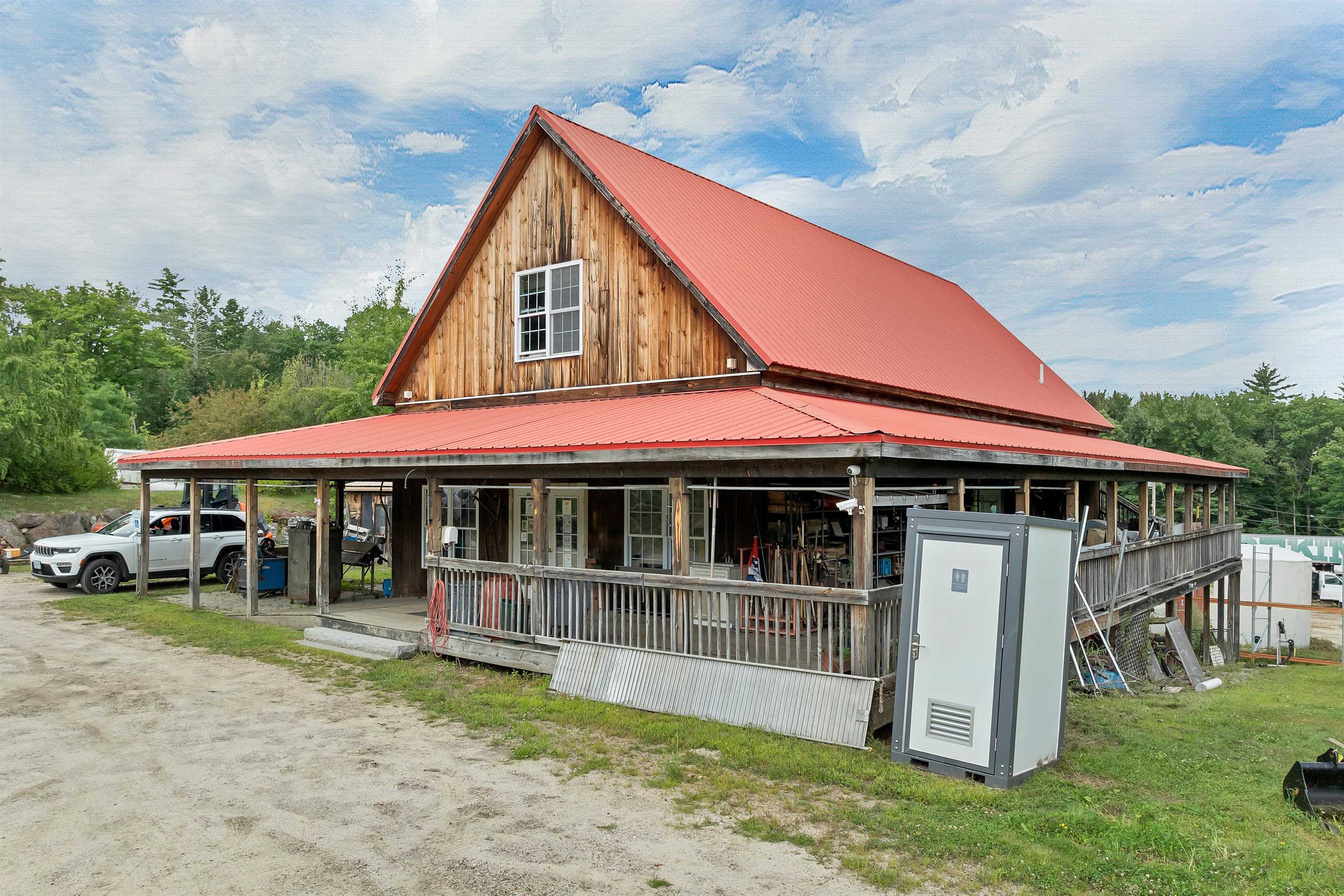 main property photo 27