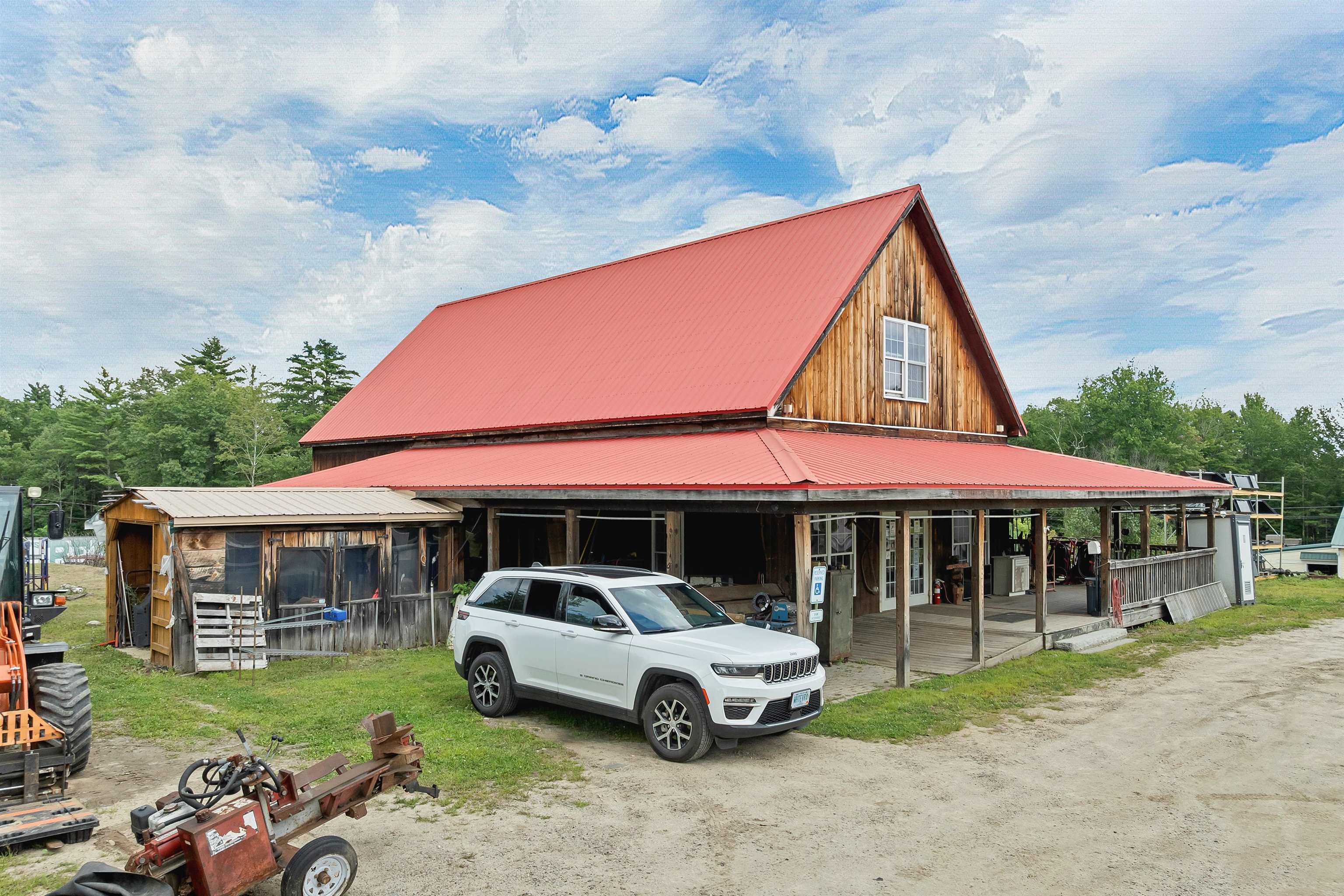 main property photo 28