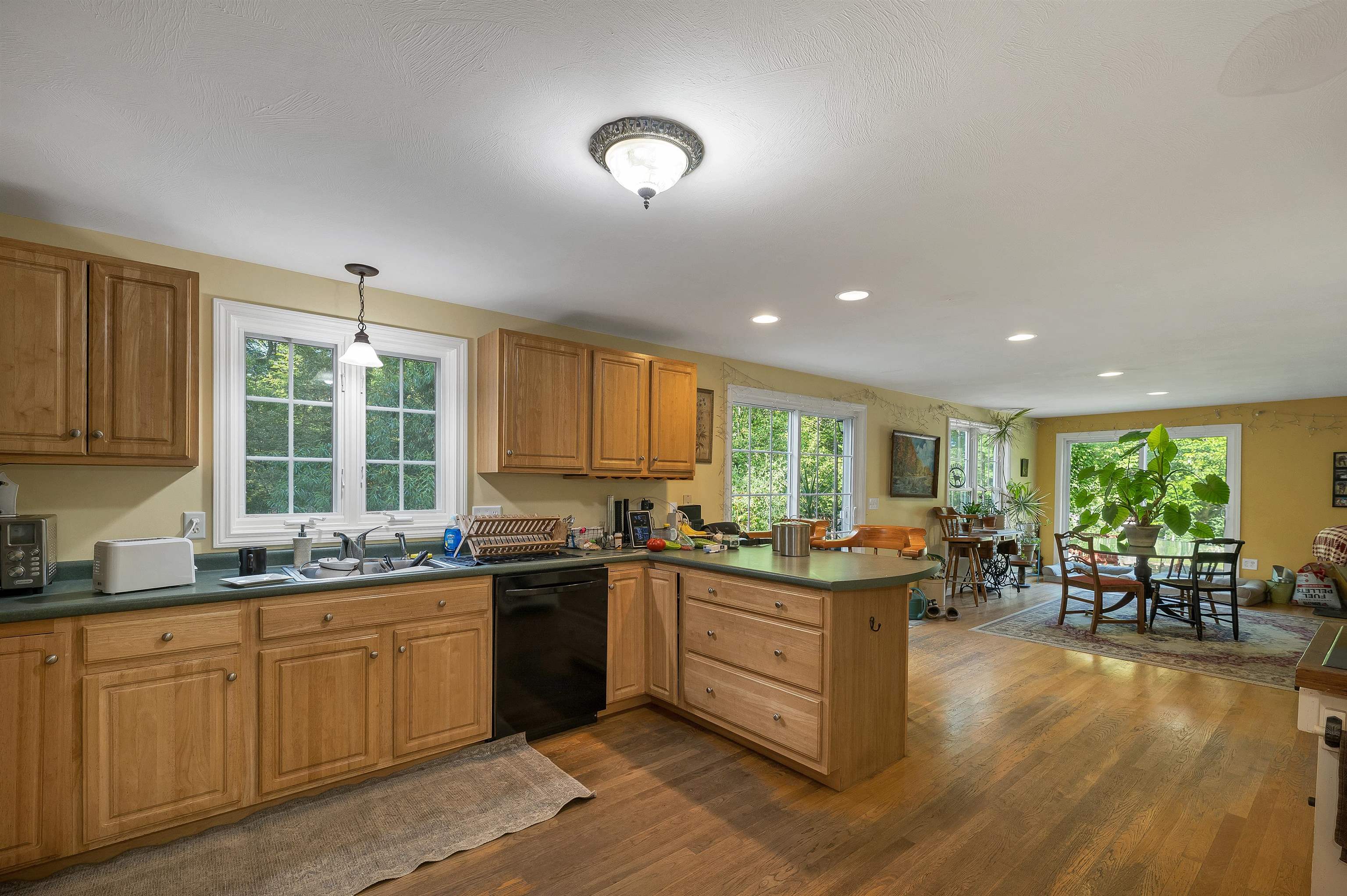 main property photo 50