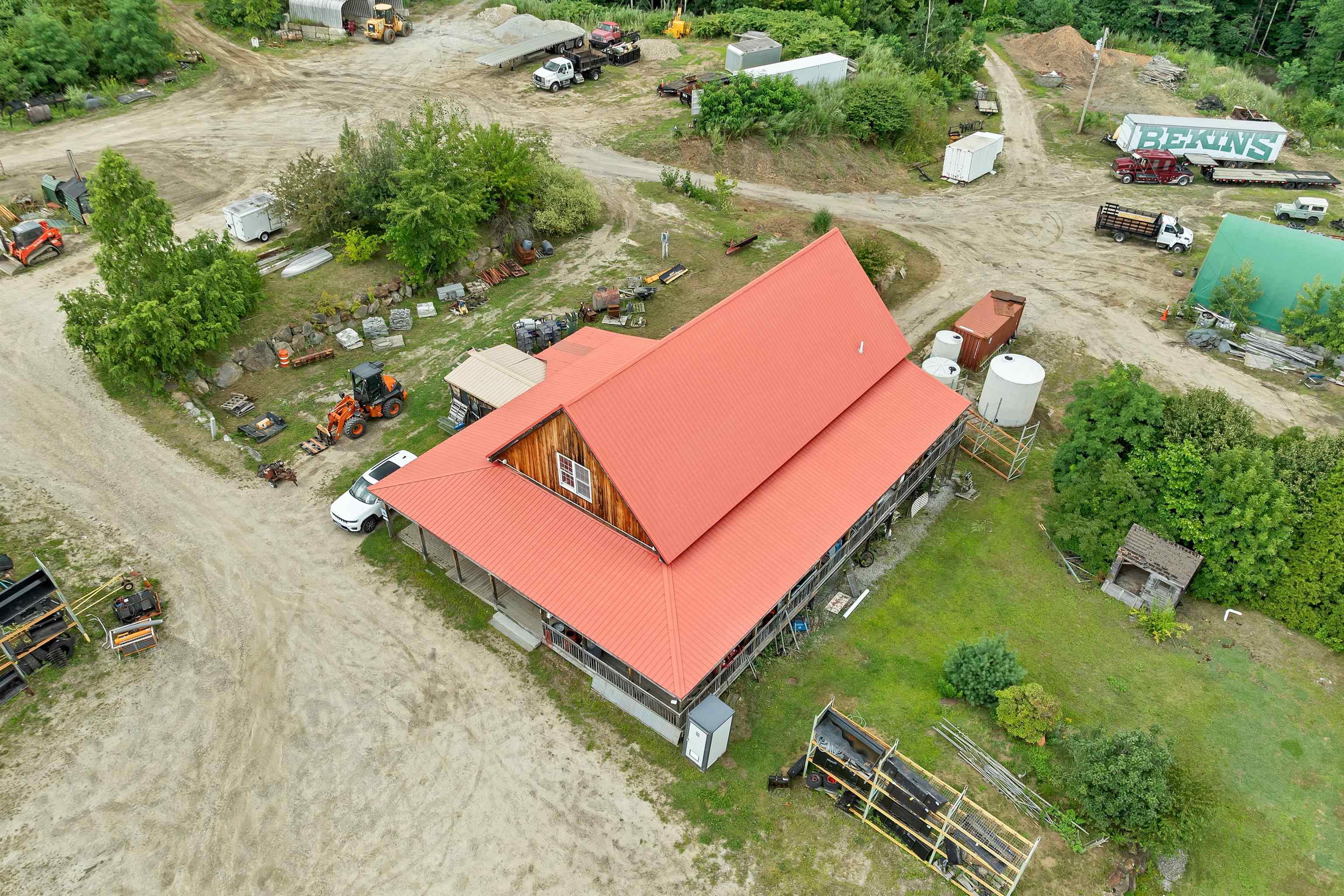 main property photo 11
