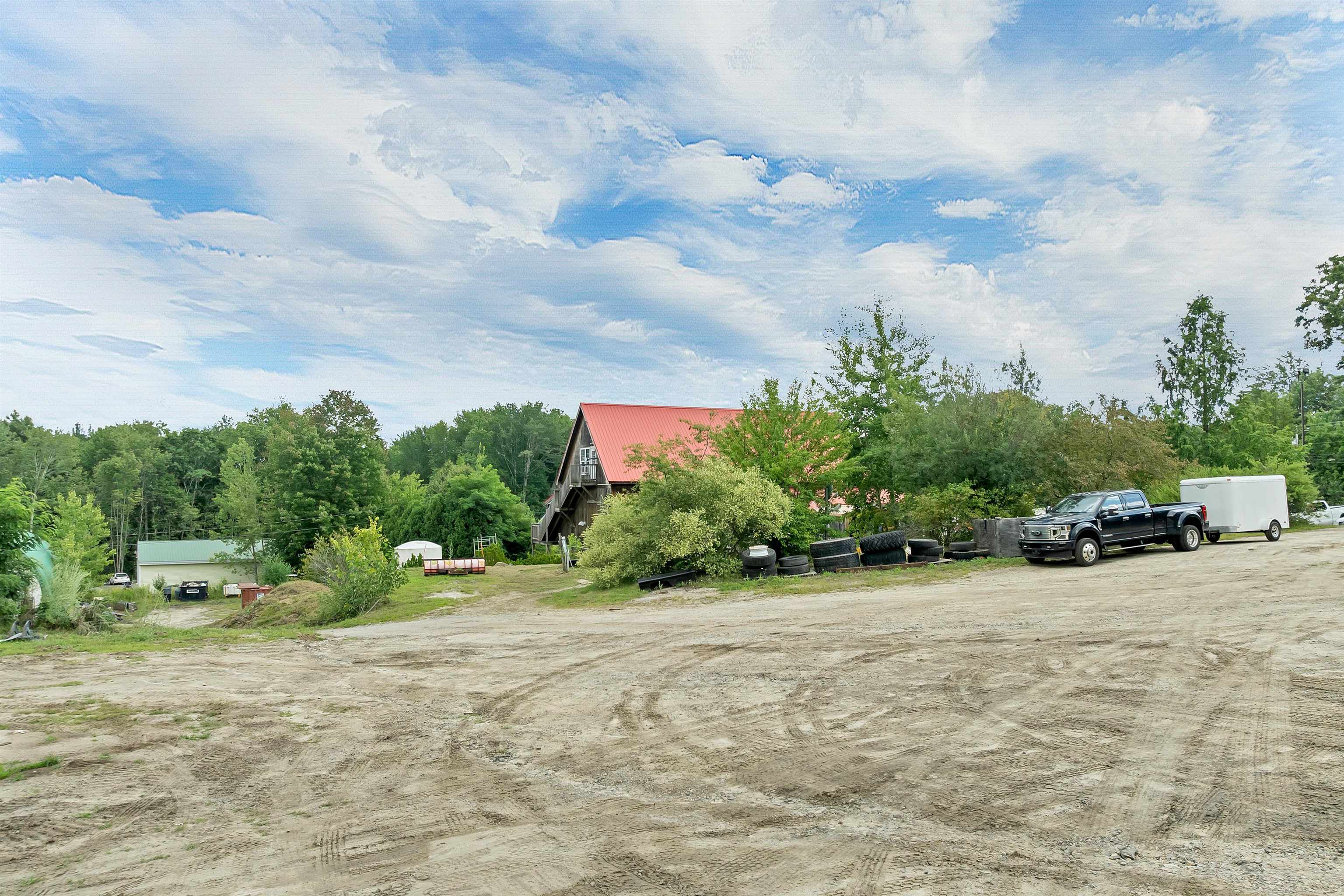 main property photo 13