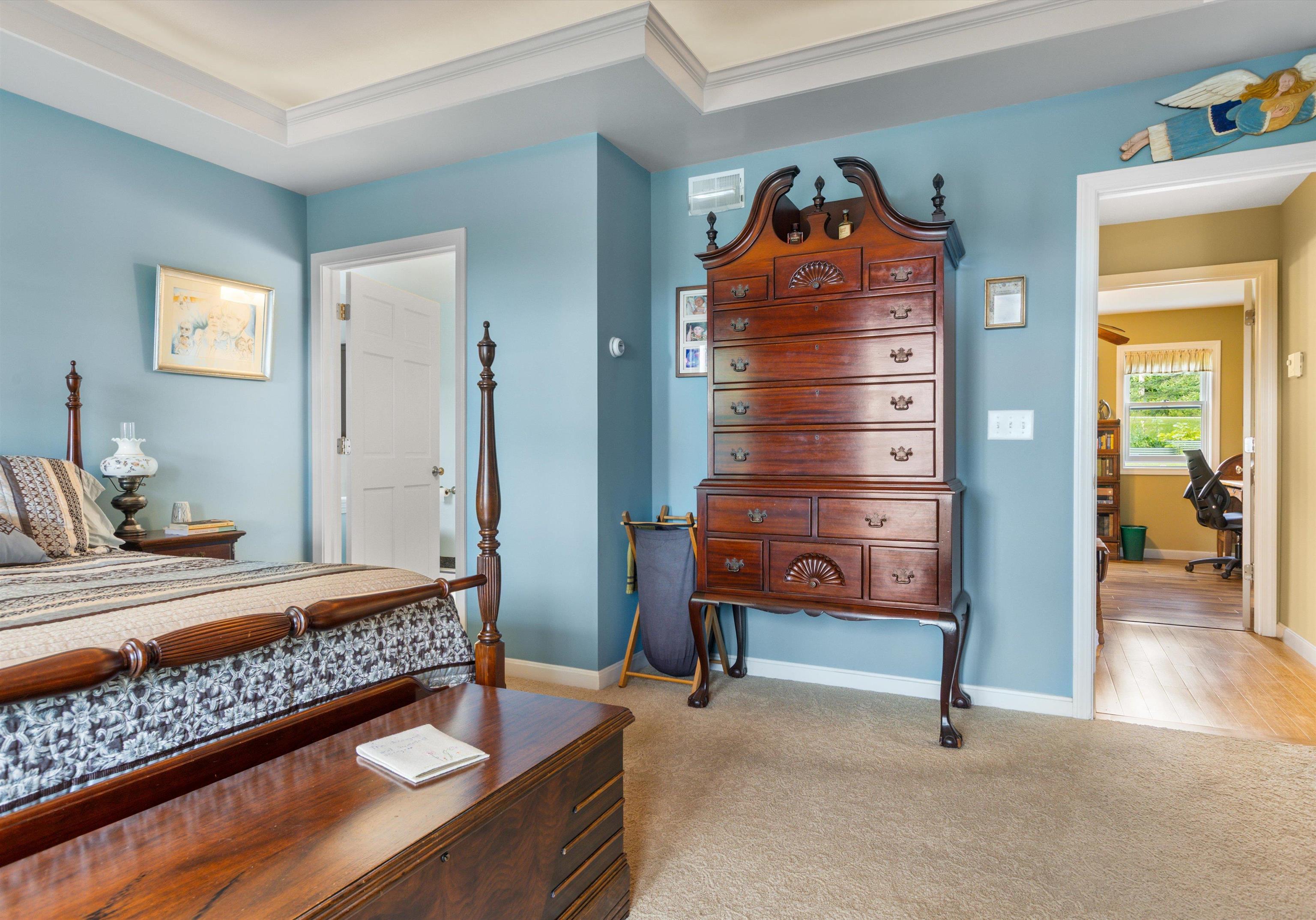 main property photo 36