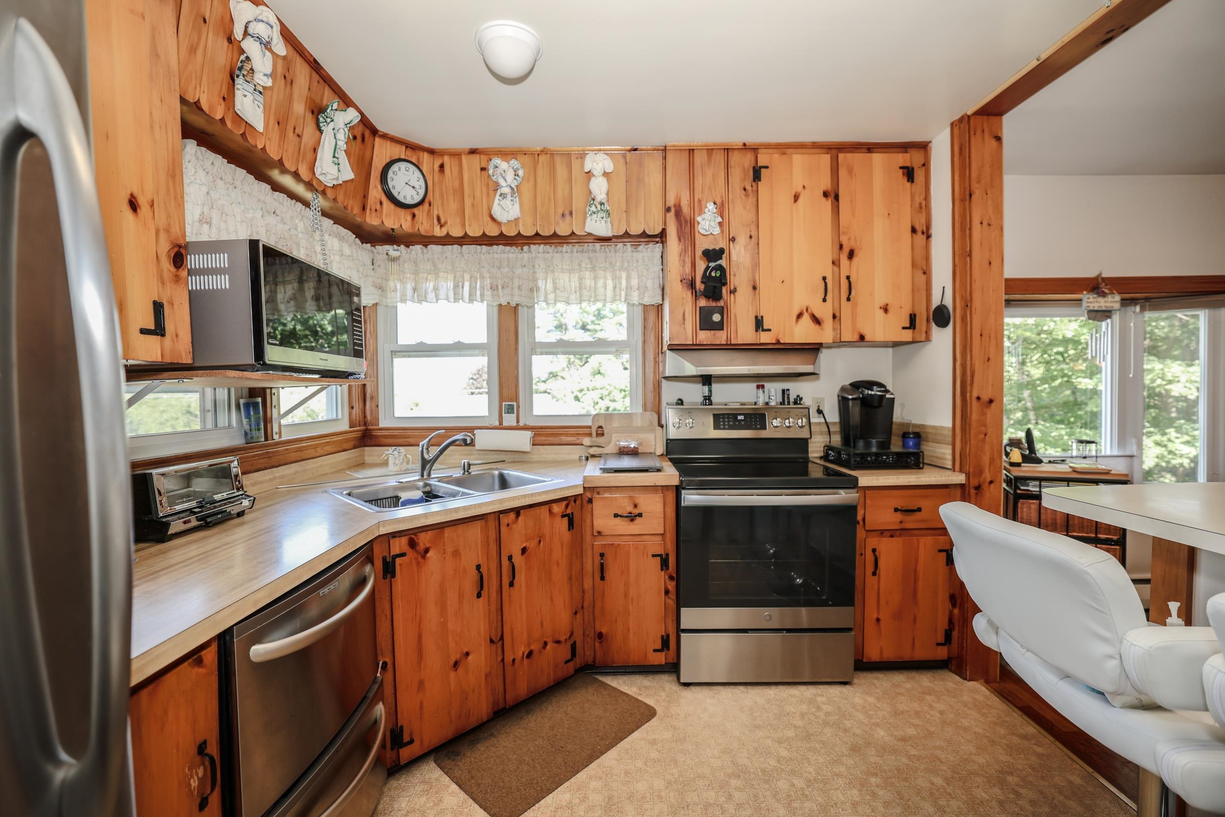 main property photo 5