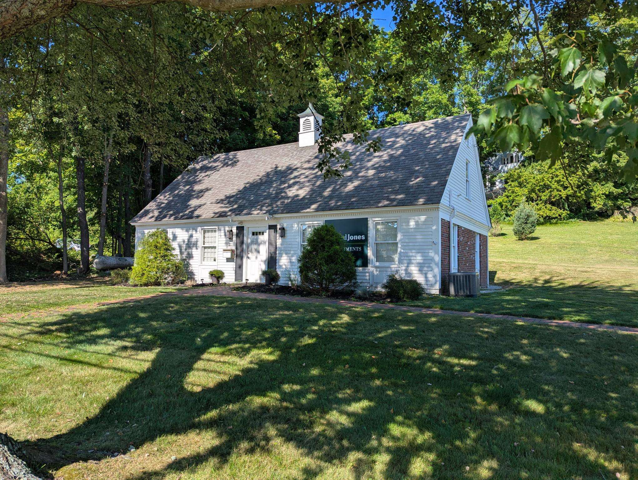 main property photo 5