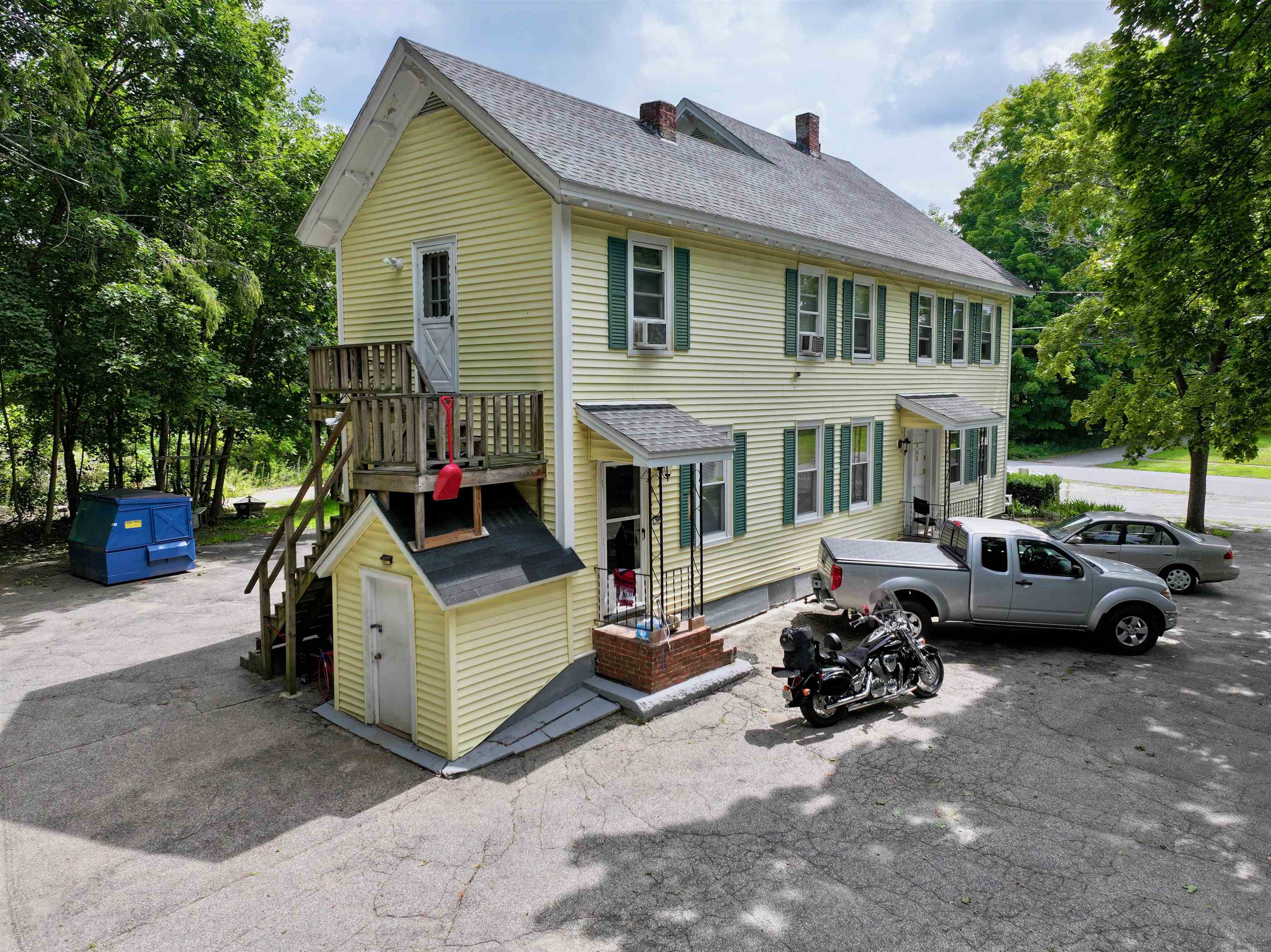 main property photo 4