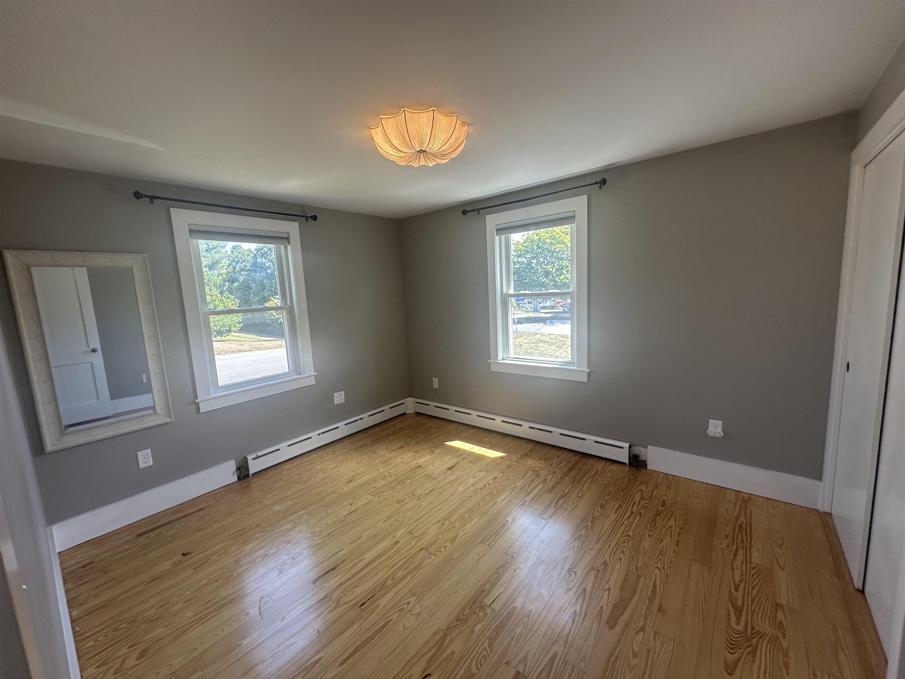 property viewer photo 5