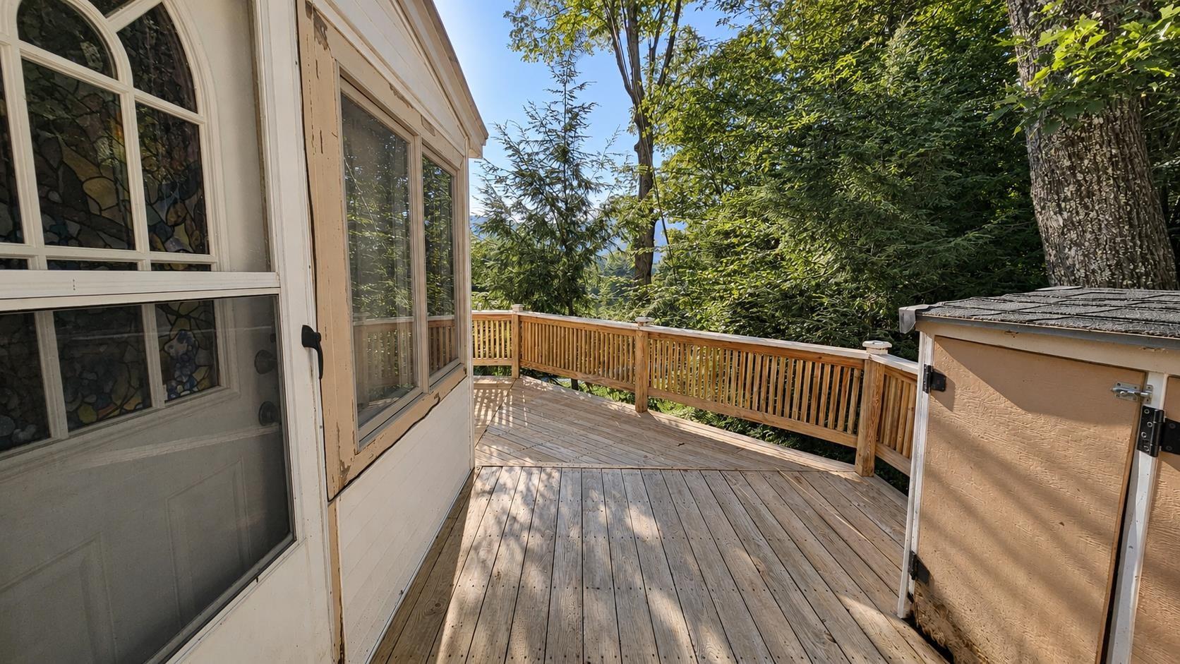 main property photo 28