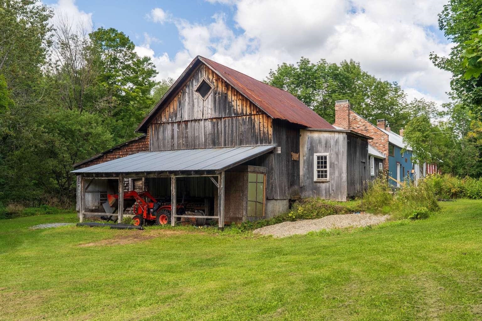 main property photo 50