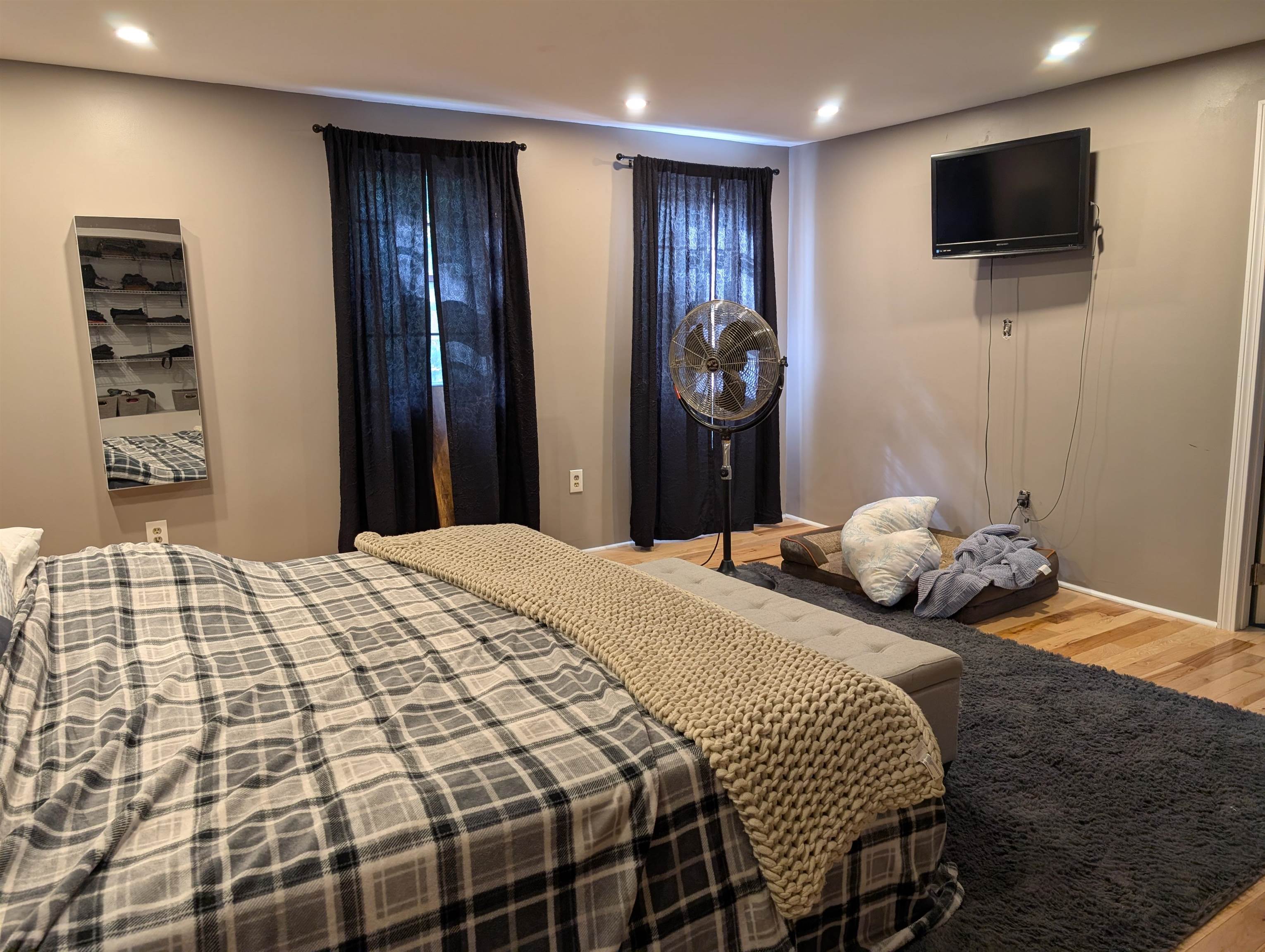 main property photo 21