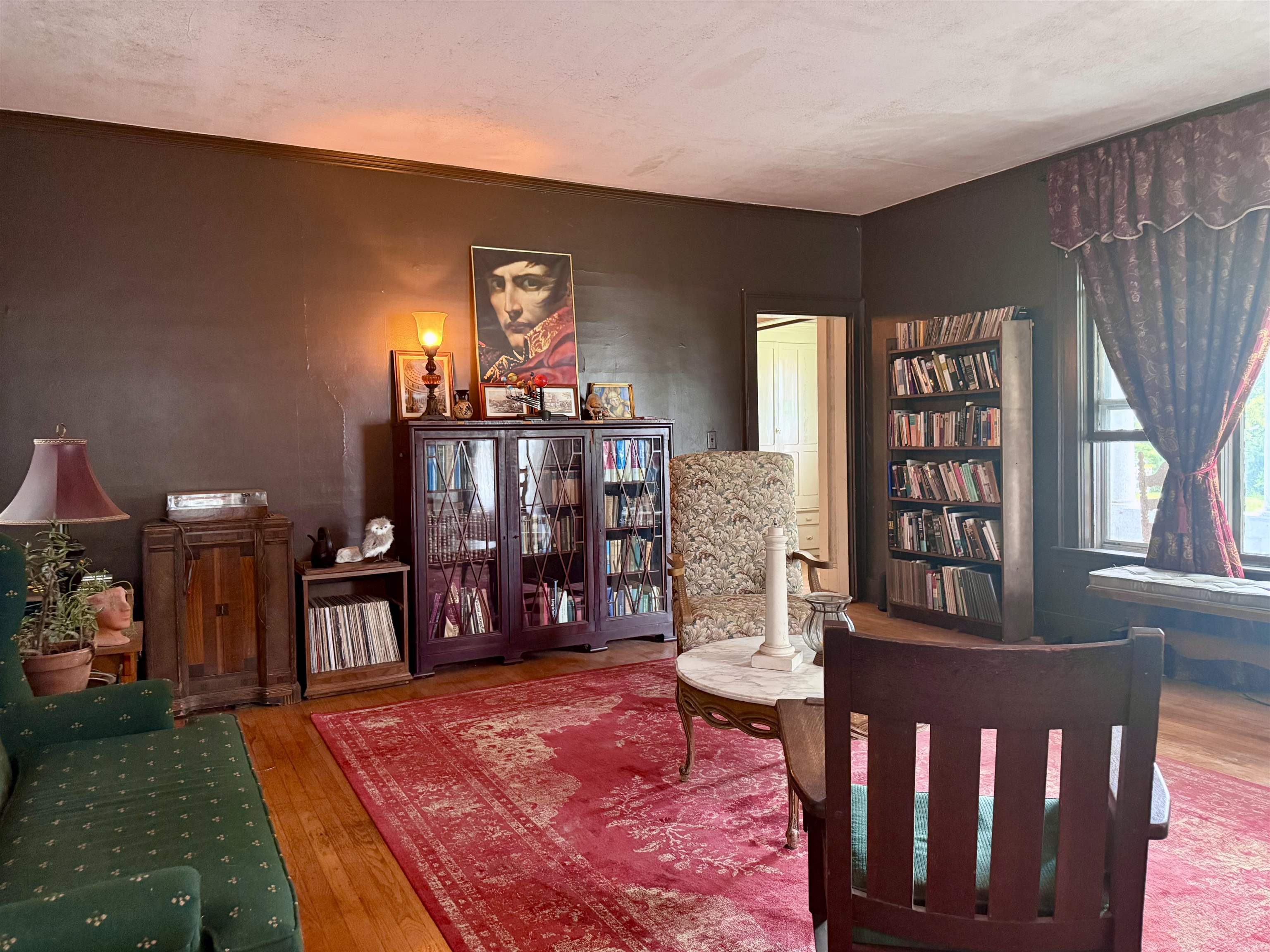 main property photo 11