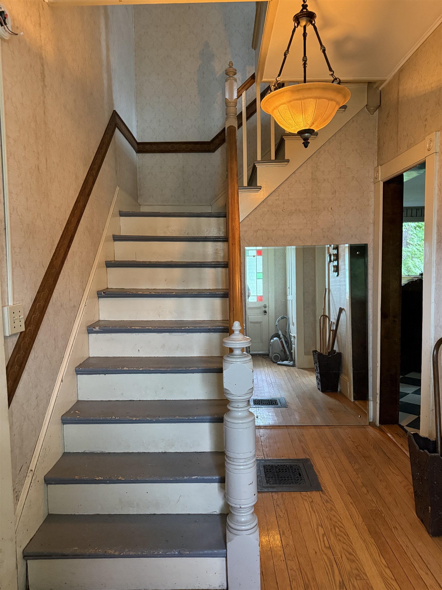 main property photo 36