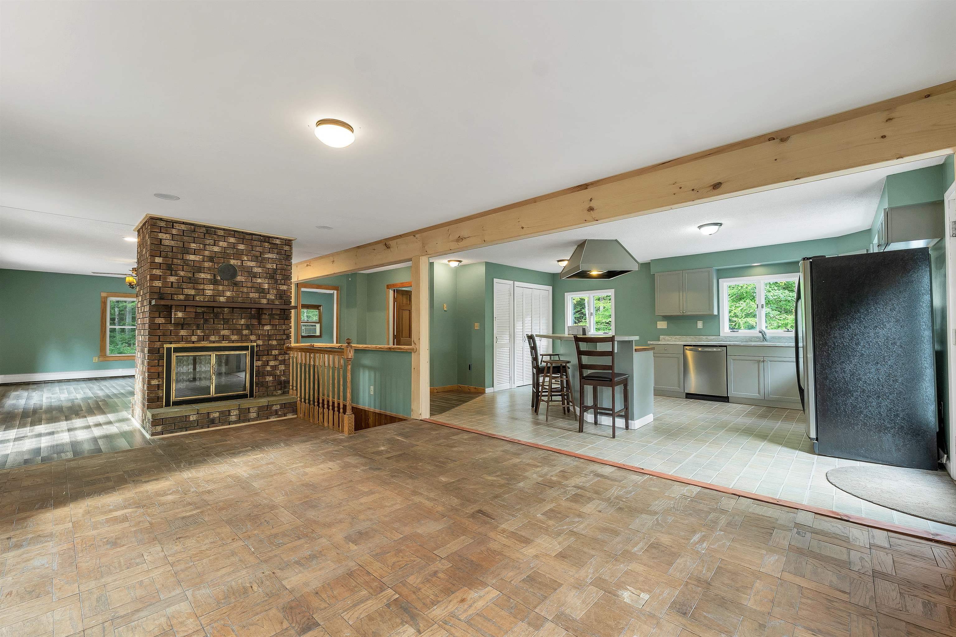 main property photo 7