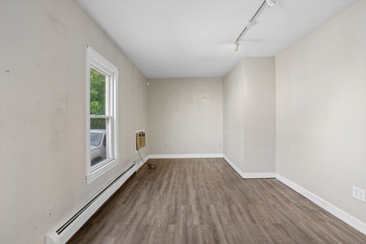 main property photo 59