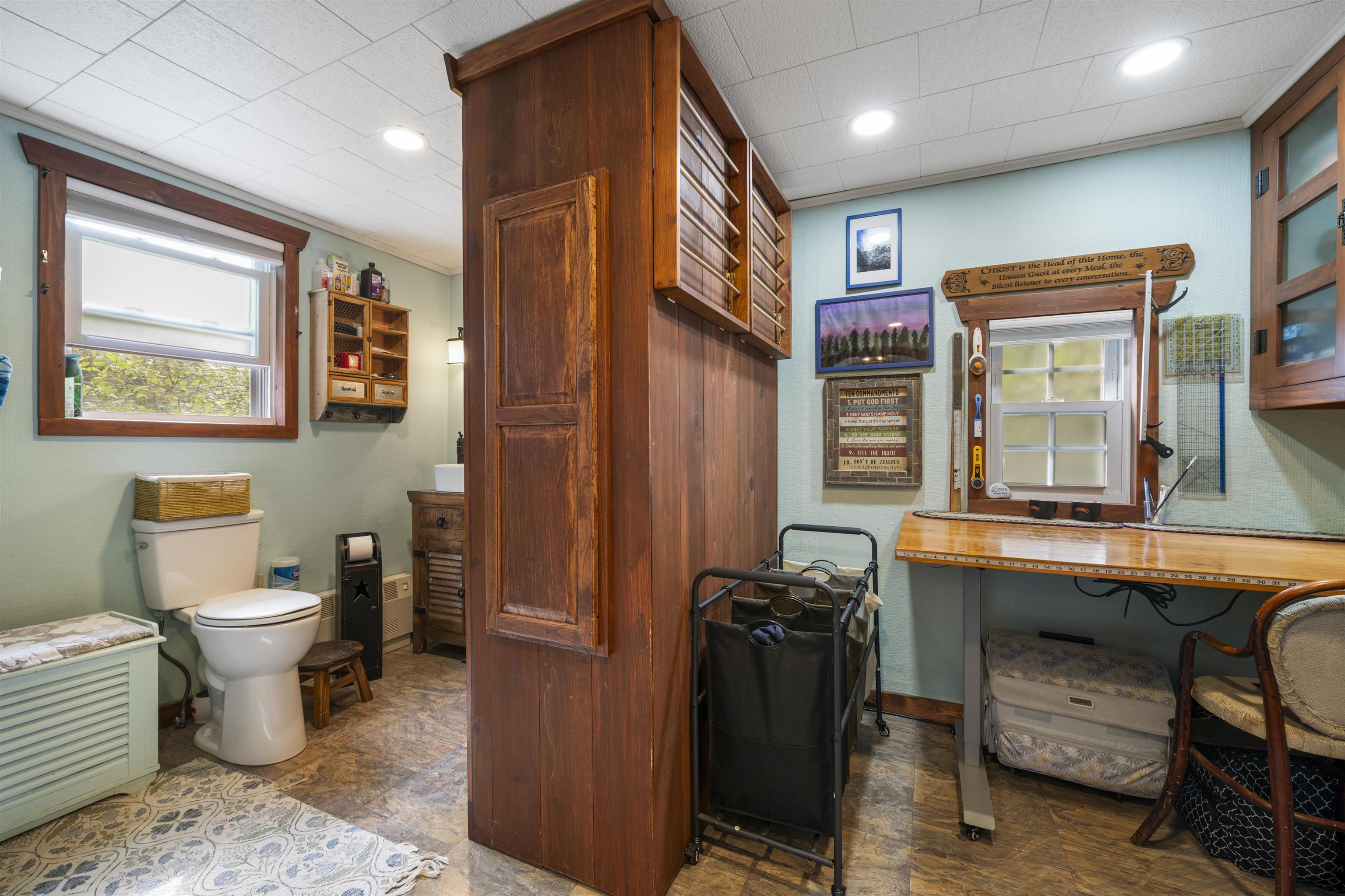 main property photo 30