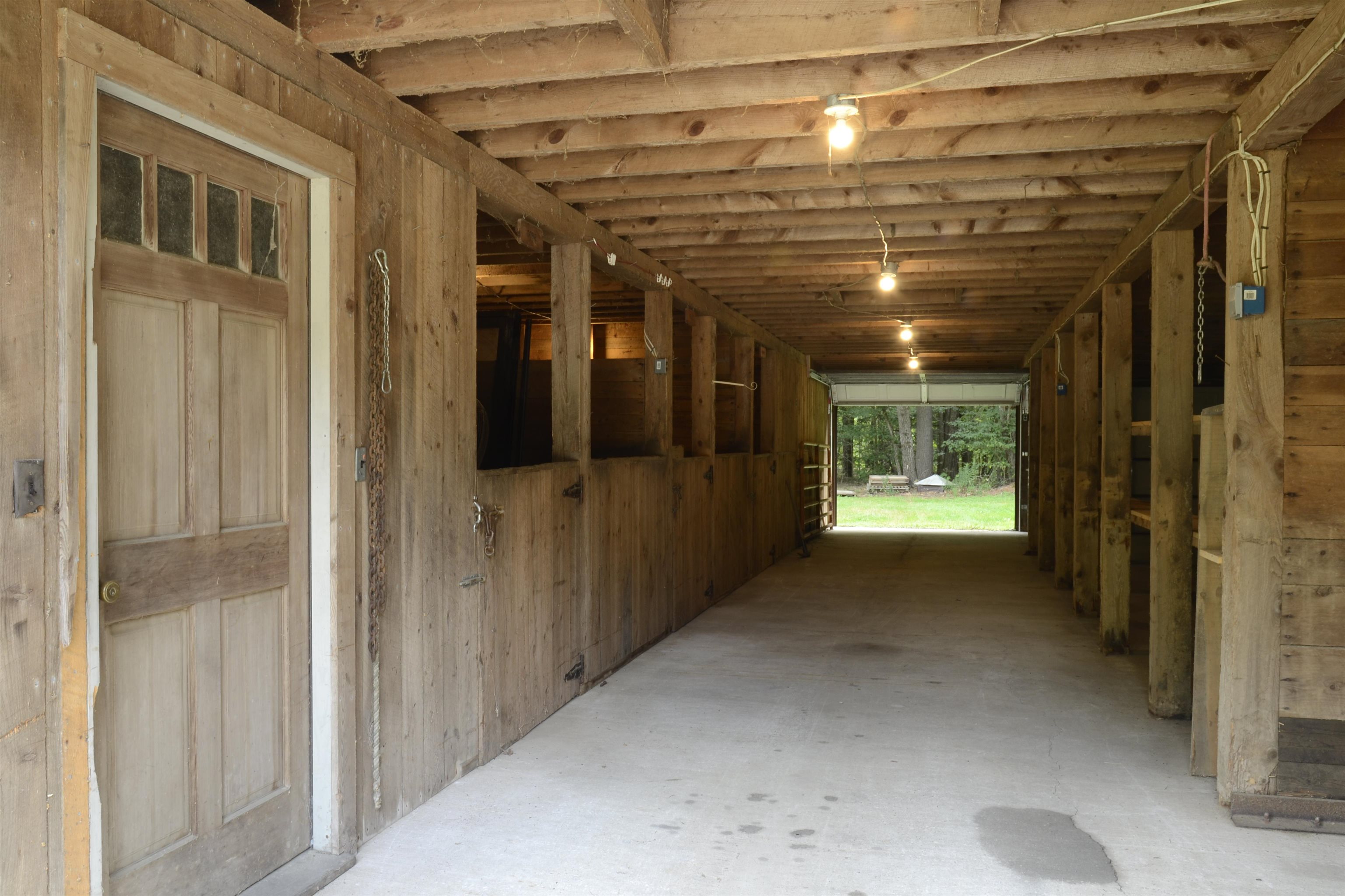 main property photo 37